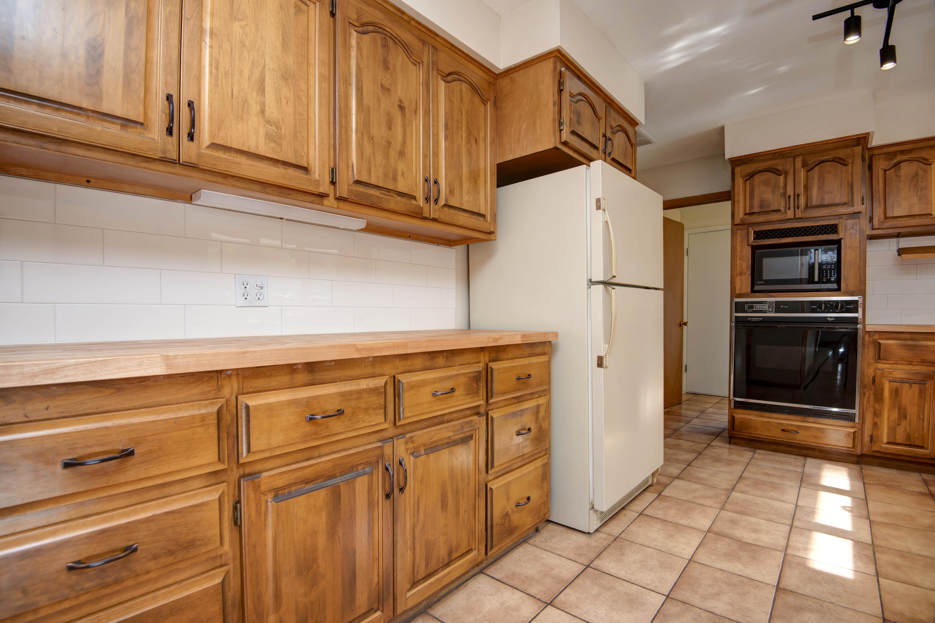 1508 South Essex Road Property Photo 19
