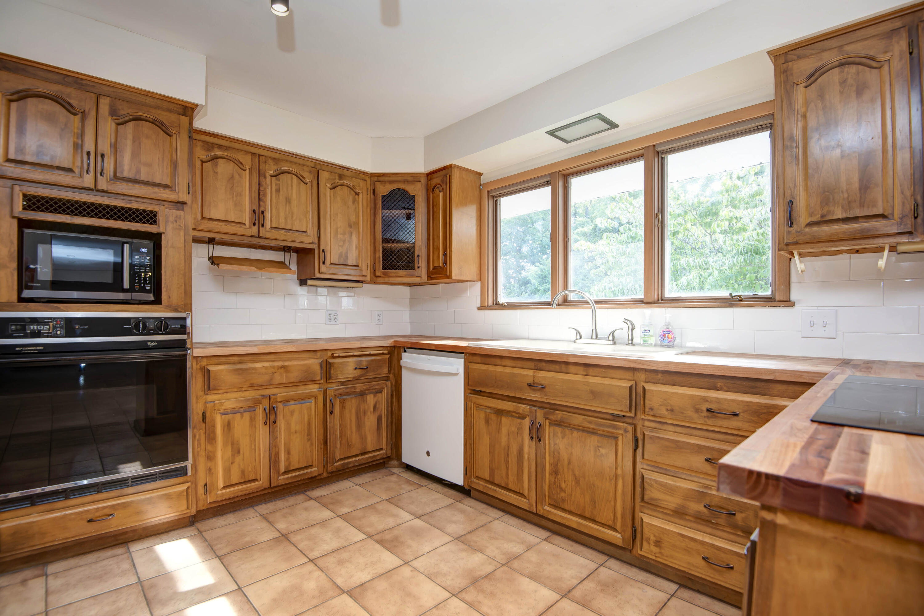 1508 South Essex Road Property Photo 21