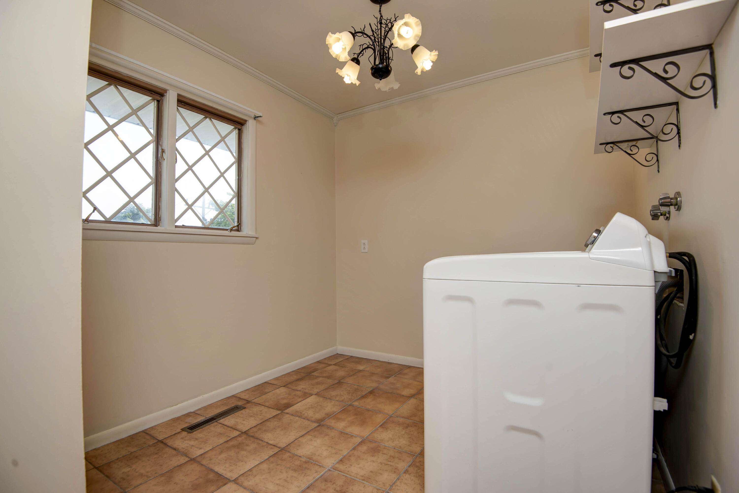1508 South Essex Road Property Photo 22