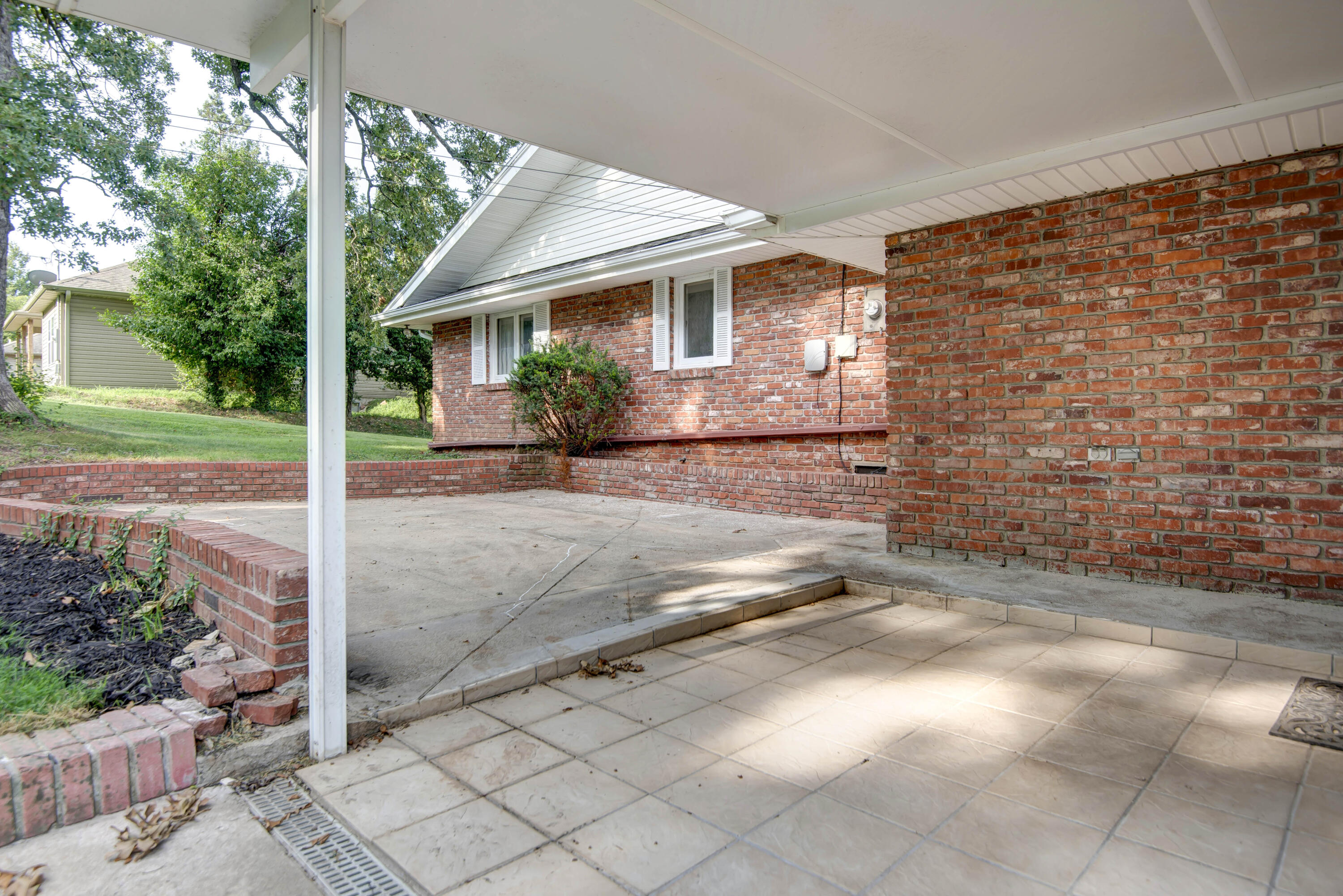 1508 South Essex Road Property Photo 44