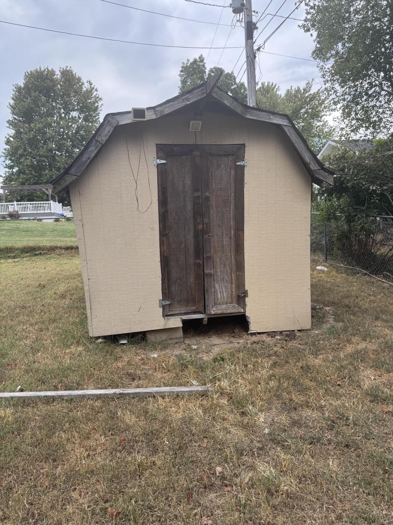 112 Billy Drive Property Photo 3