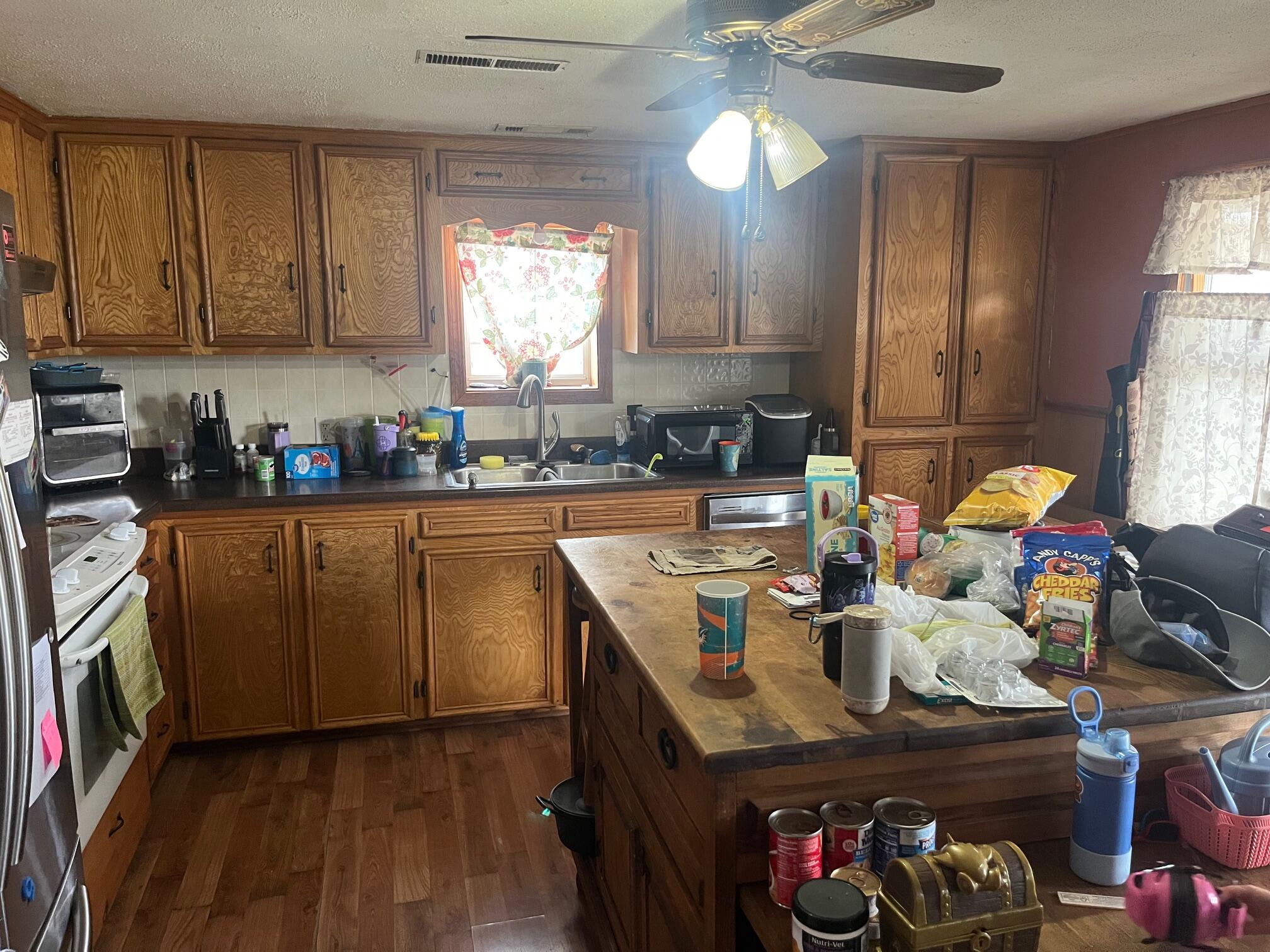228 Rabbit Track Road Property Photo 8