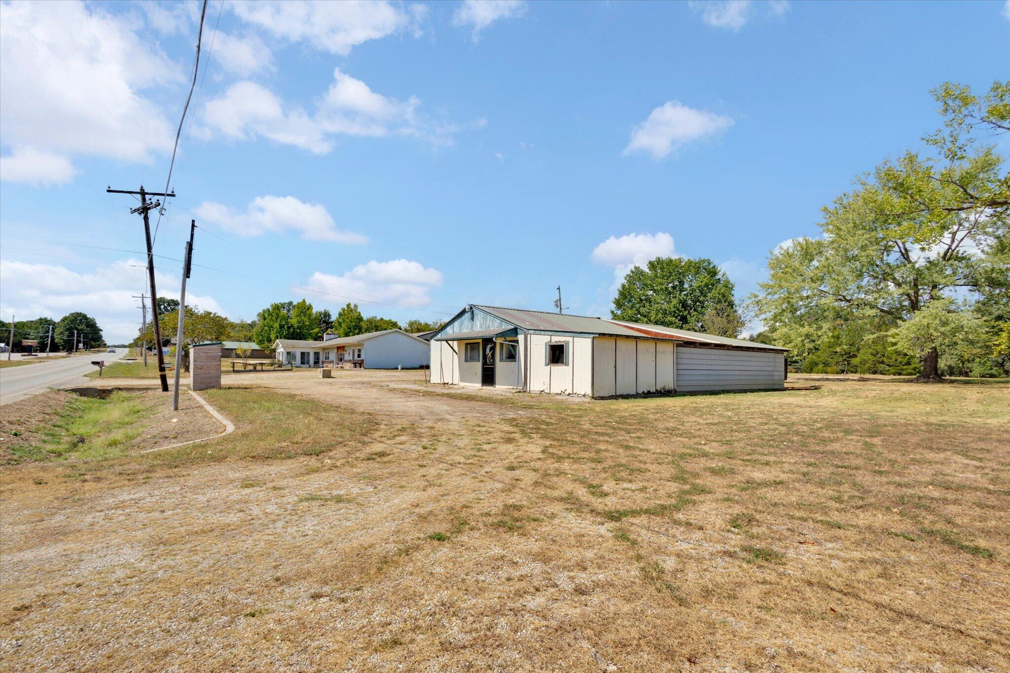 21047 Missouri 254 Property Photo 26