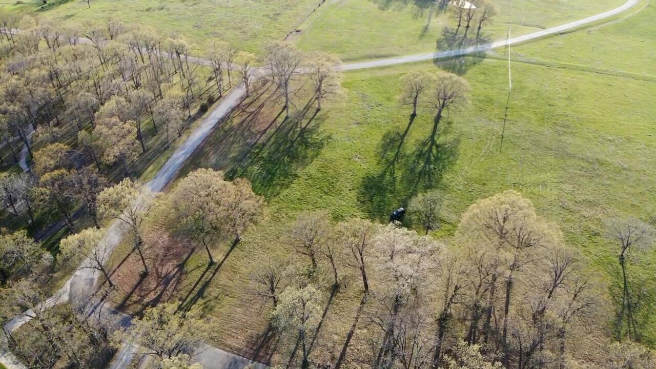 000 South 1481 Road Property Photo 3