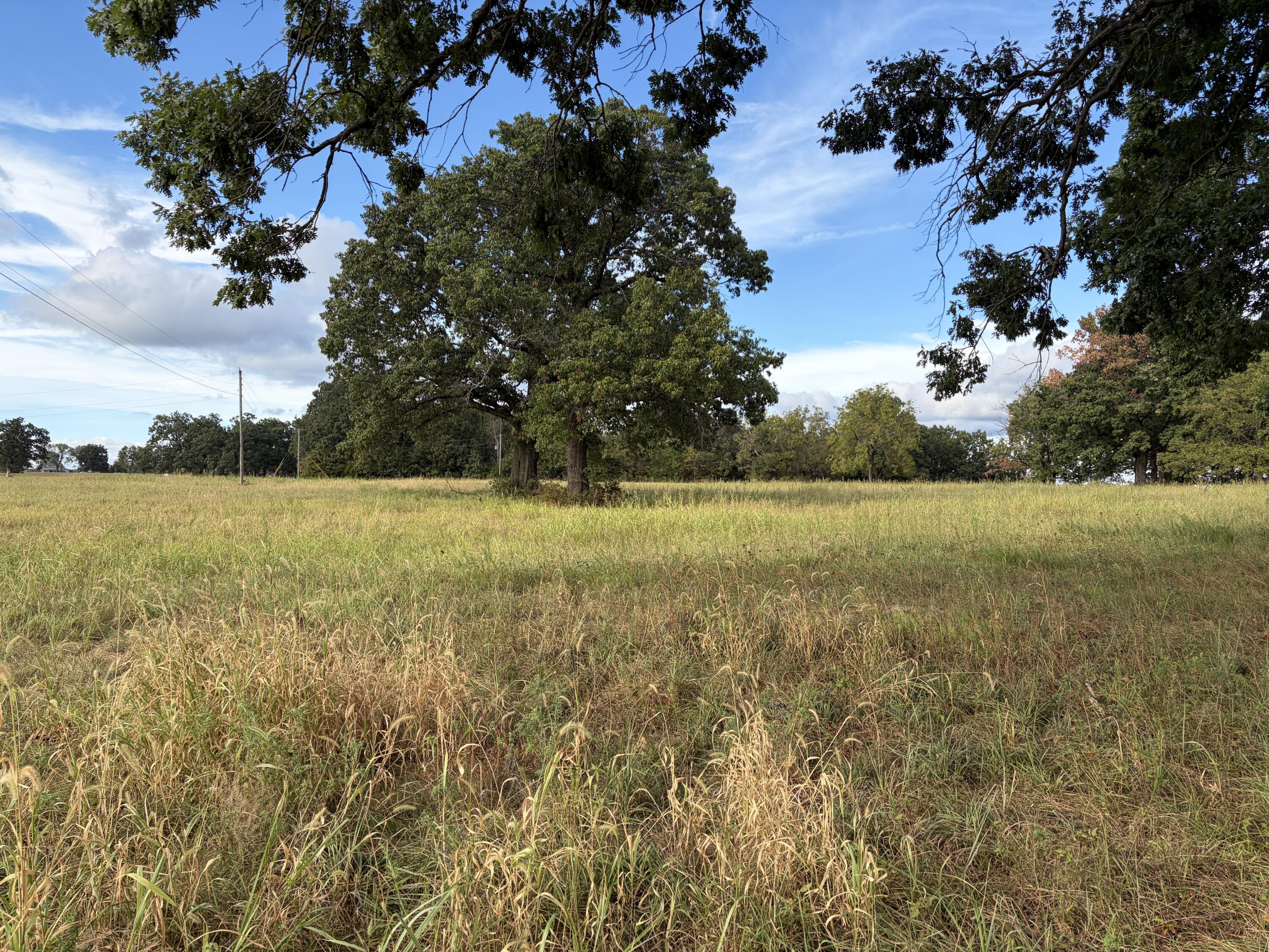 000 South 1481 Road Property Photo 5