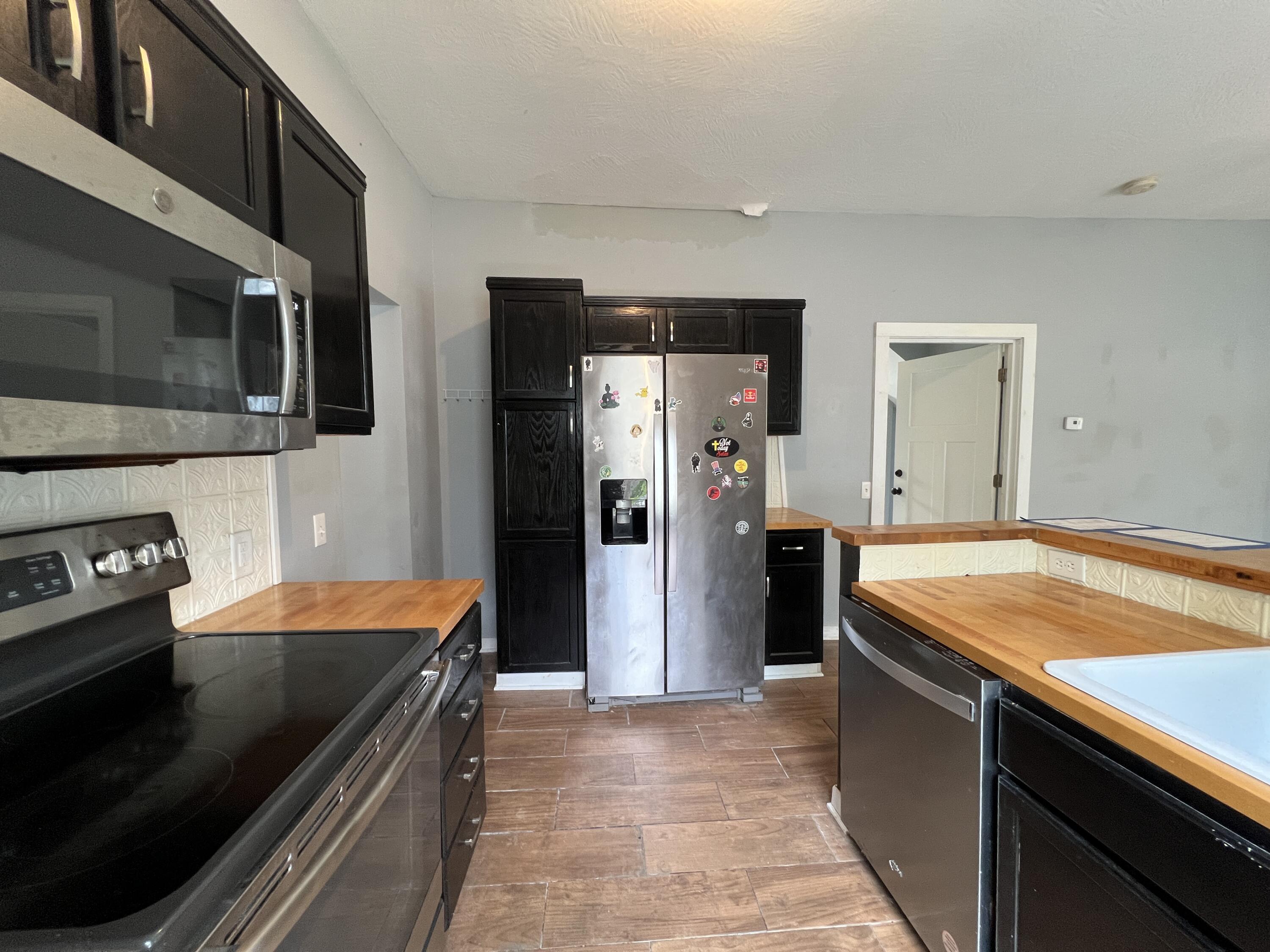 2026 North Franklin Avenue Property Photo 8