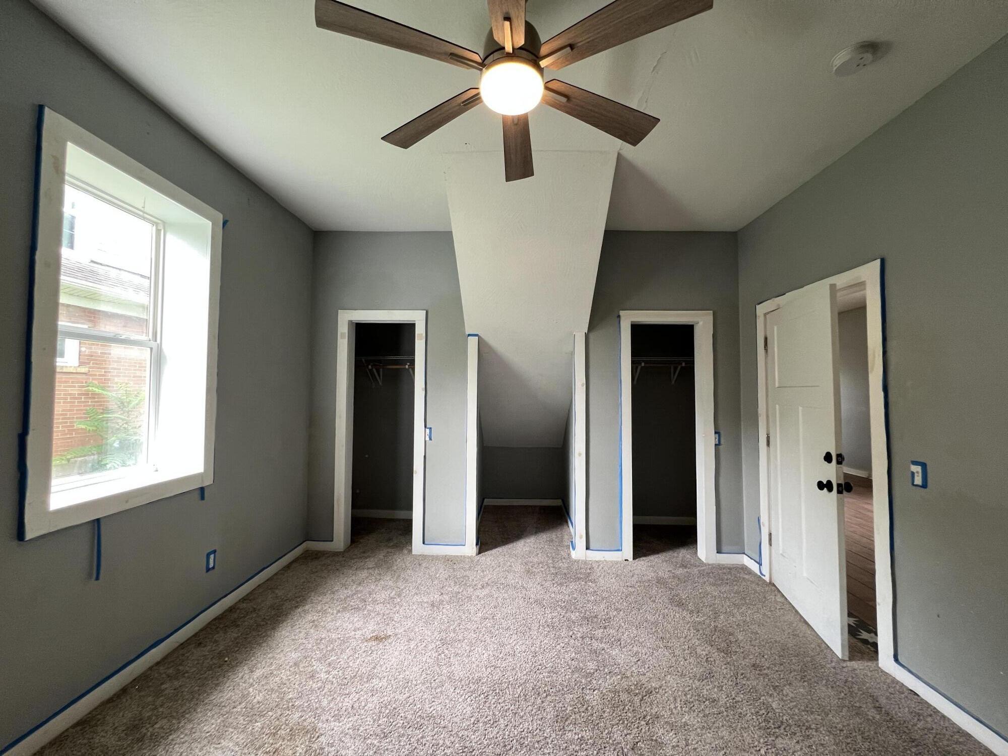 2026 North Franklin Avenue Property Photo 11