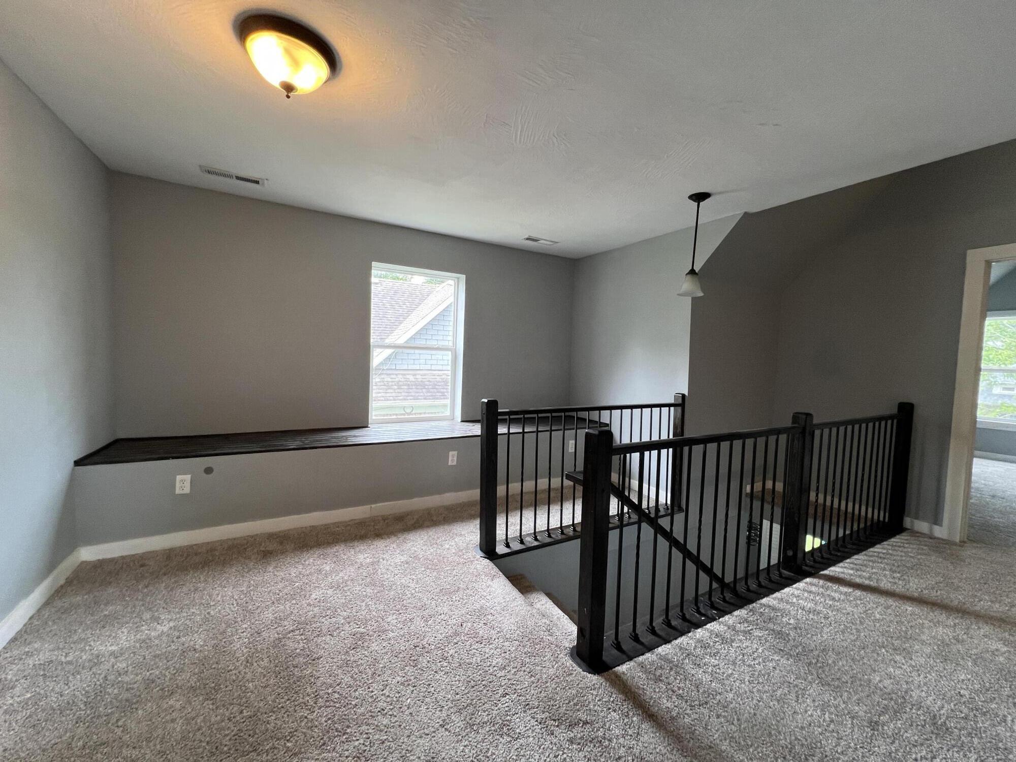 2026 North Franklin Avenue Property Photo 13