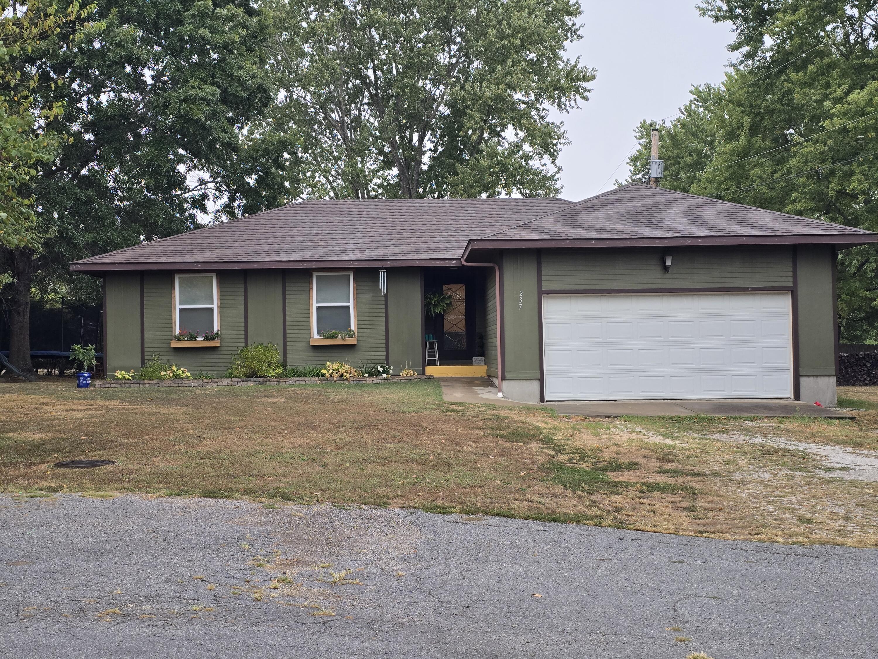 237 Renee Avenue Property Photo 1