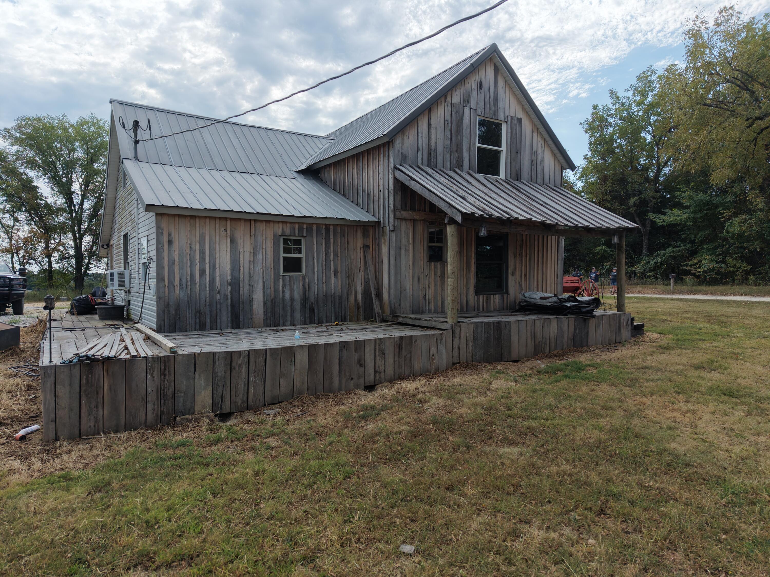 2251 East 360th Road Property Photo 4