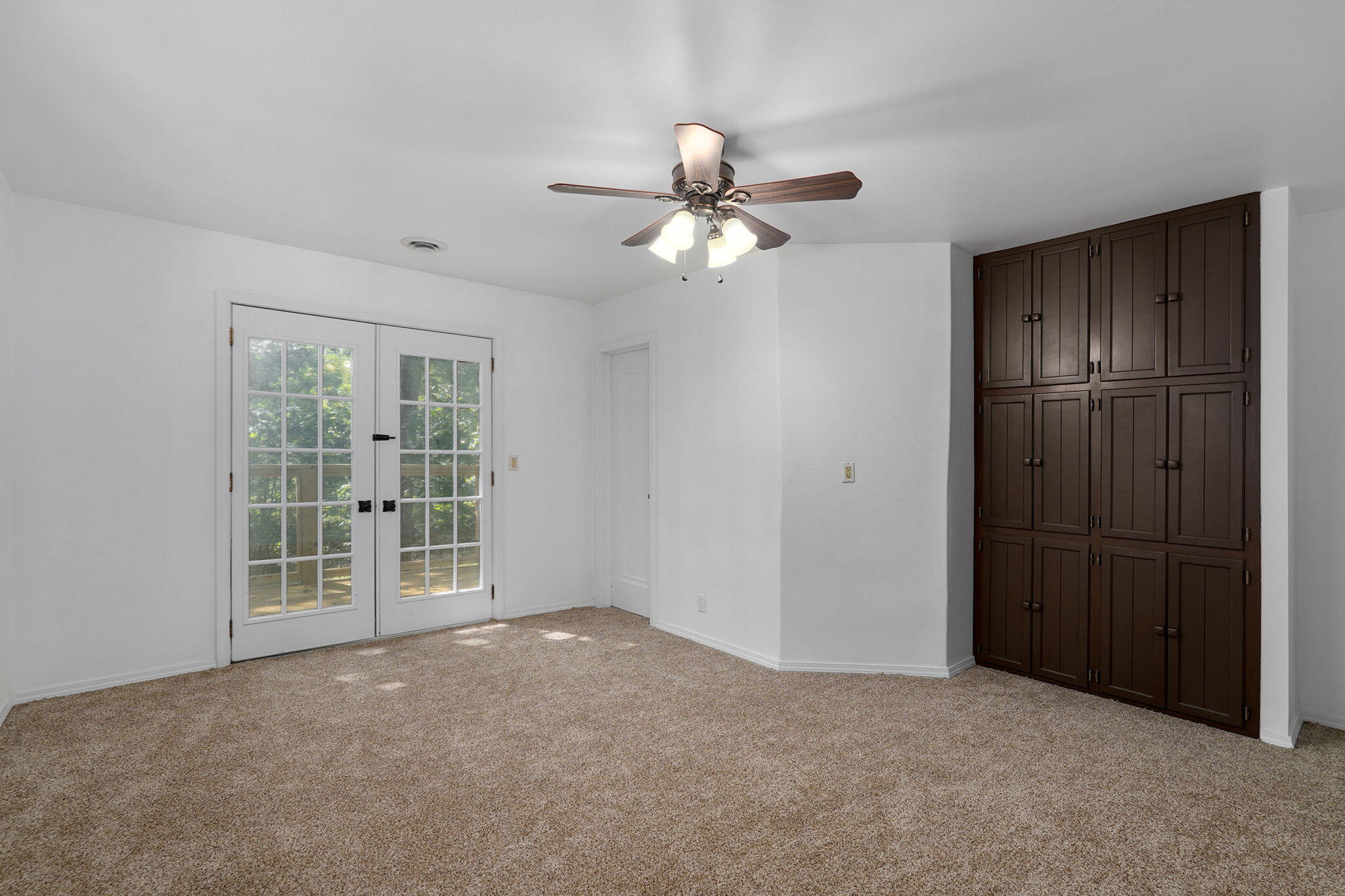 1627 West Riverbluff Lane Property Photo 19