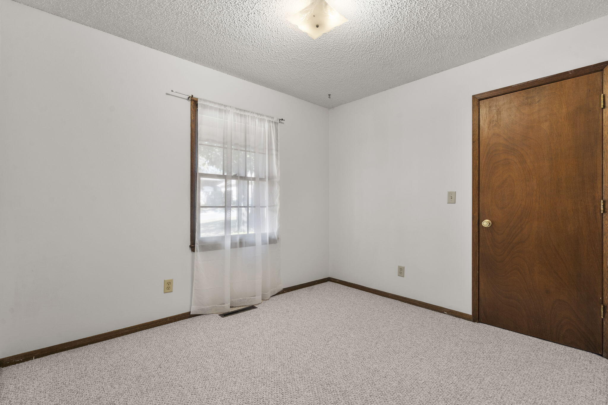 140 Ho Hum Trail Property Photo 13