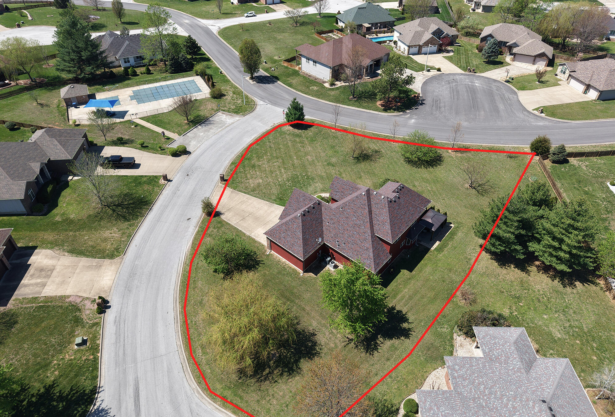 524 Quail Run Street Property Photo 2