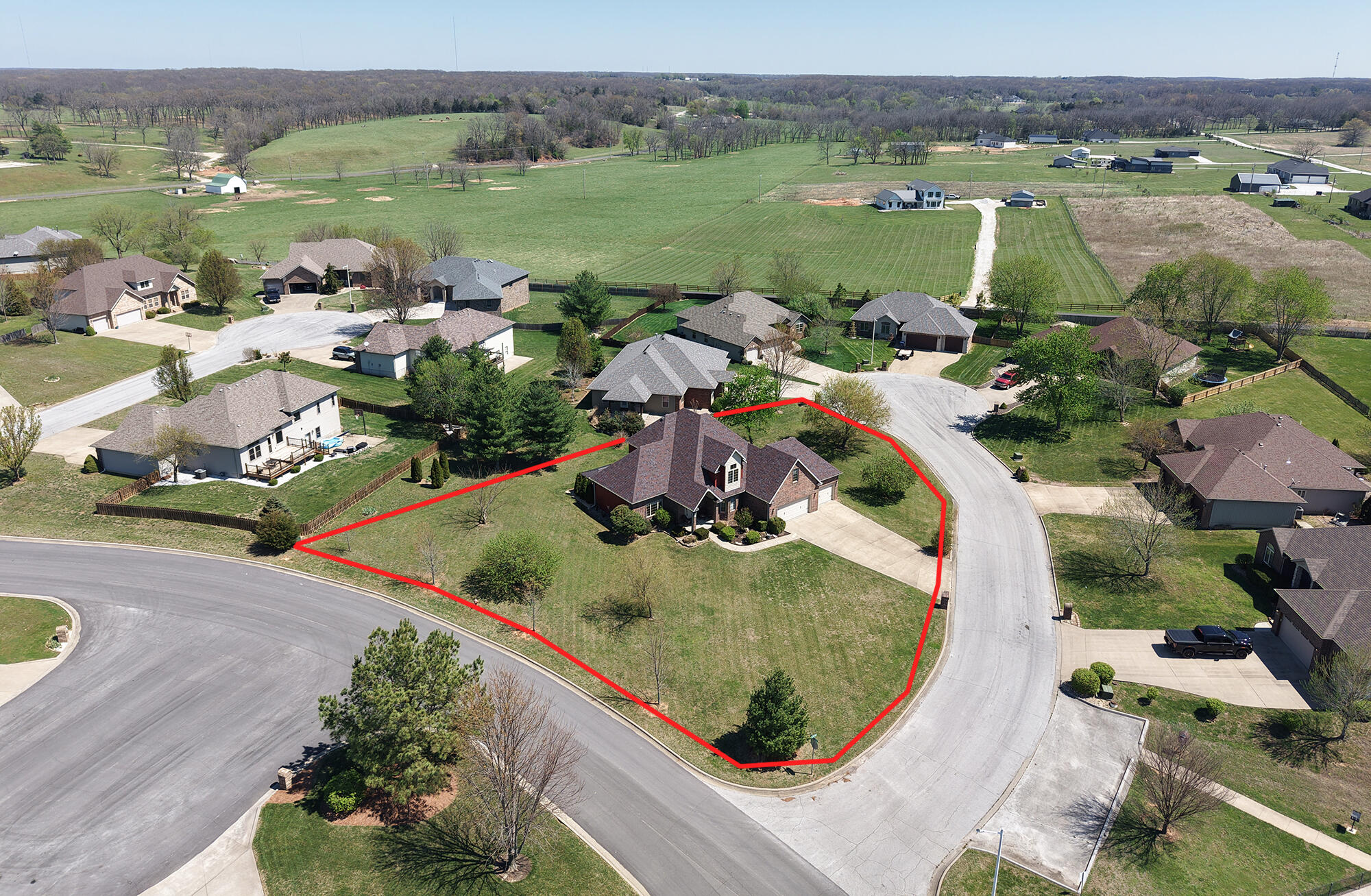524 Quail Run Street Property Photo 5