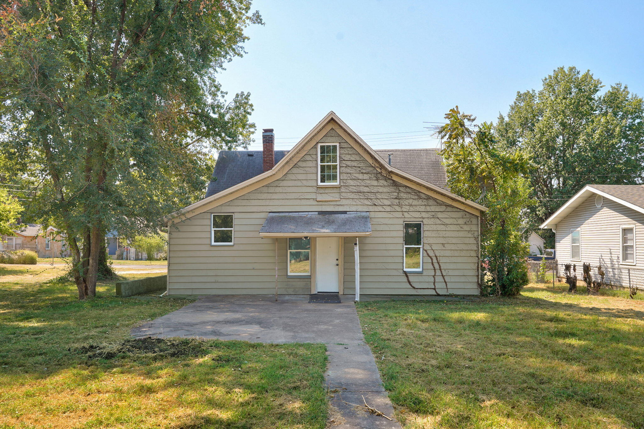 2423 West Olive Street Property Photo 25
