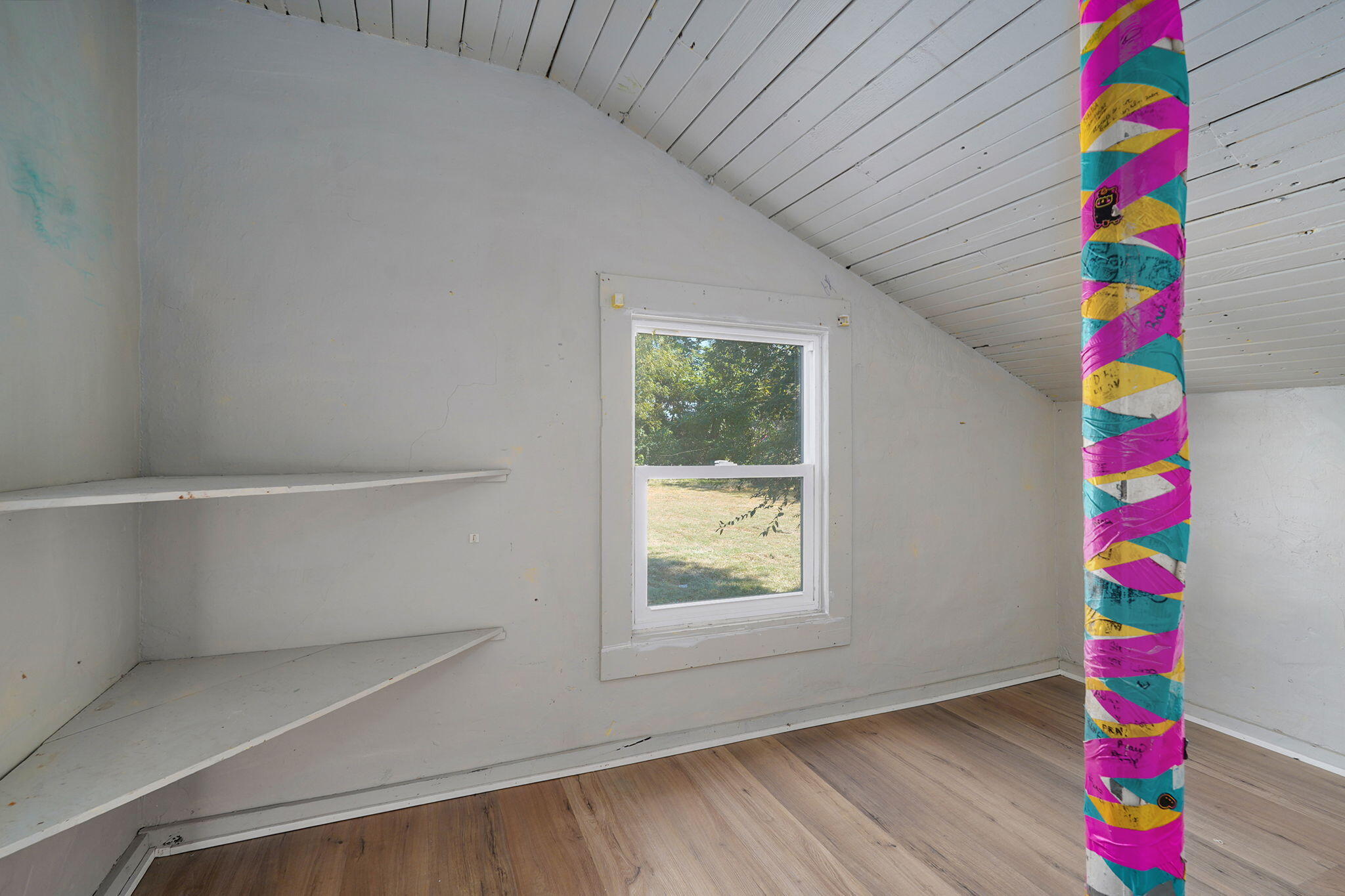 2423 West Olive Street Property Photo 29