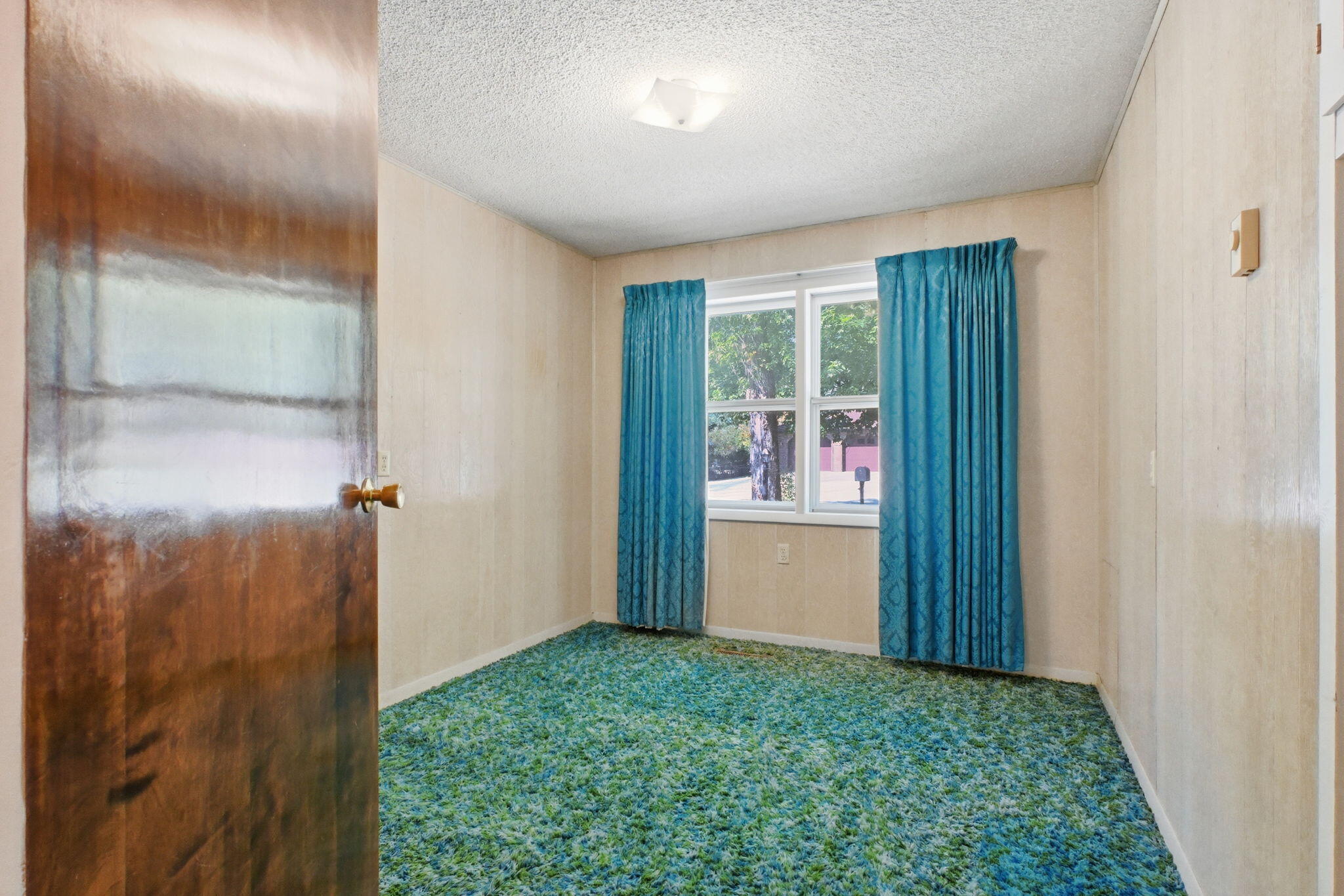 1524 South Clark Avenue Property Photo 14