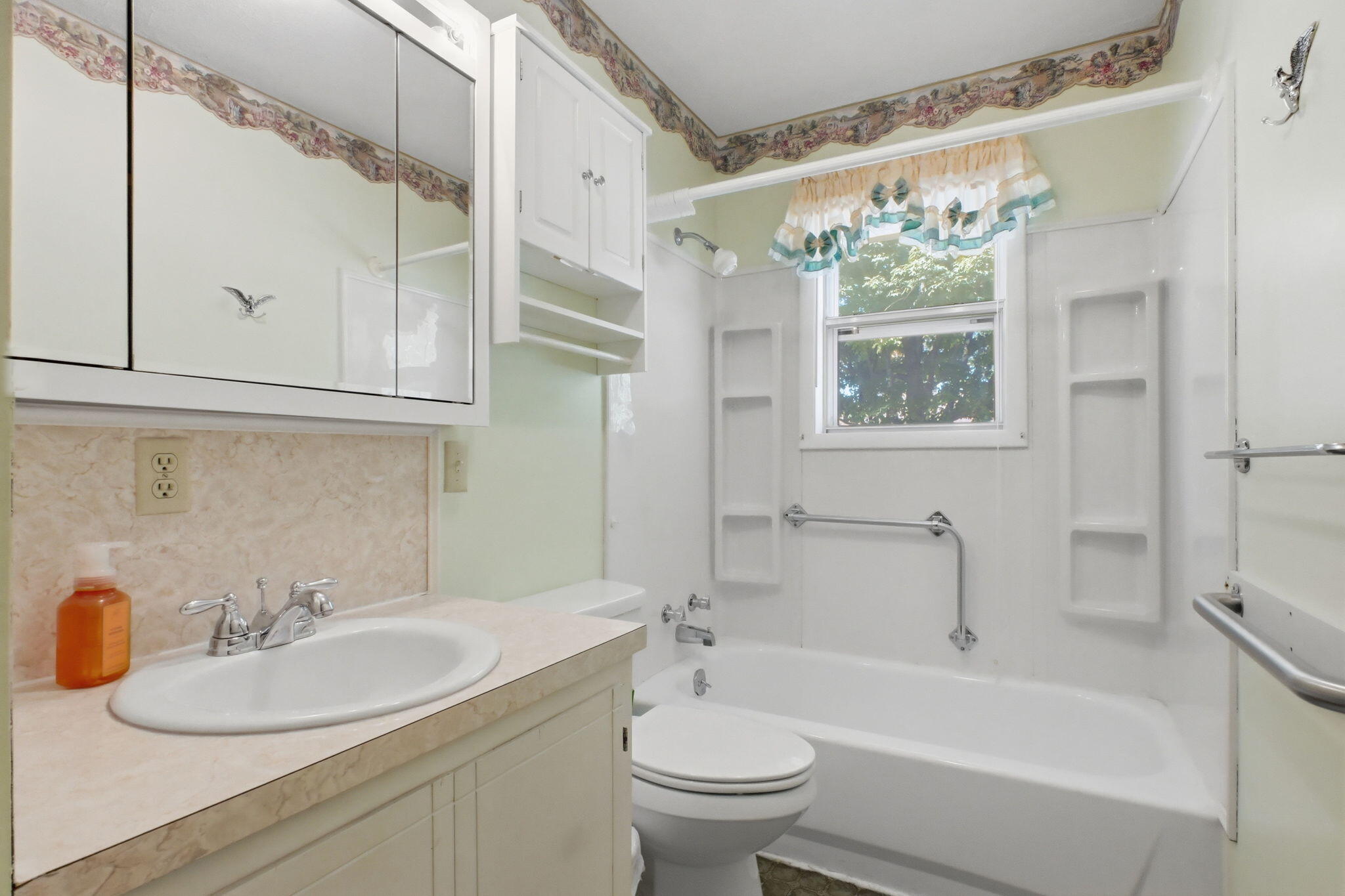 1524 South Clark Avenue Property Photo 16