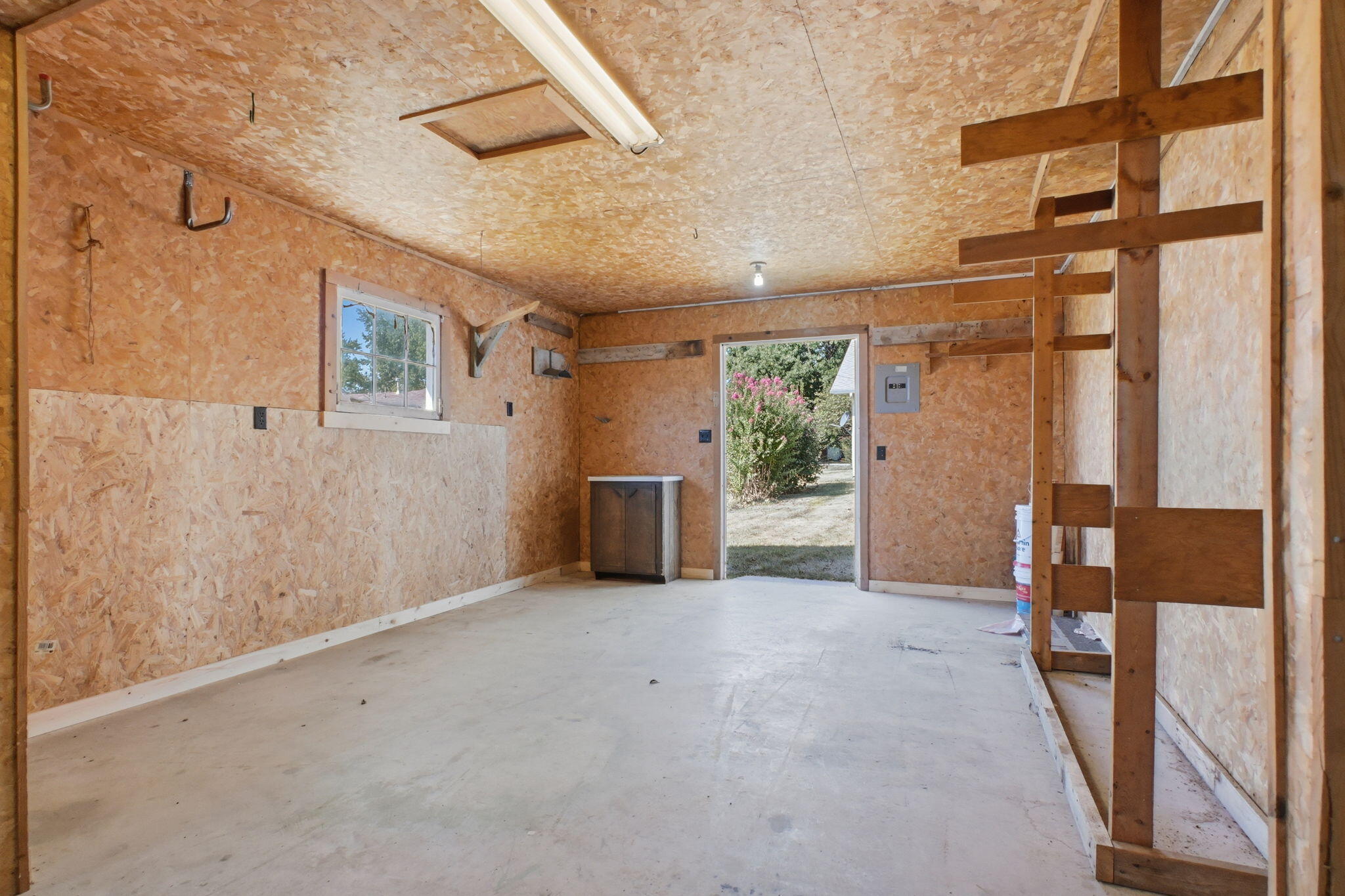 1524 South Clark Avenue Property Photo 35