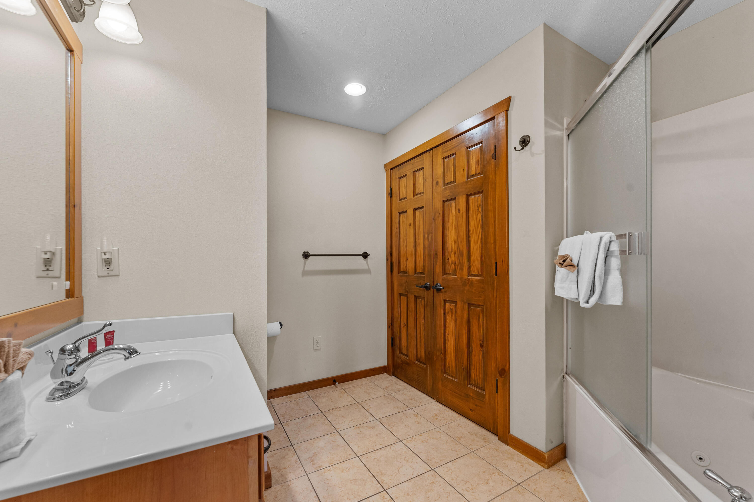 349 Willow Oak Lane Property Photo 25