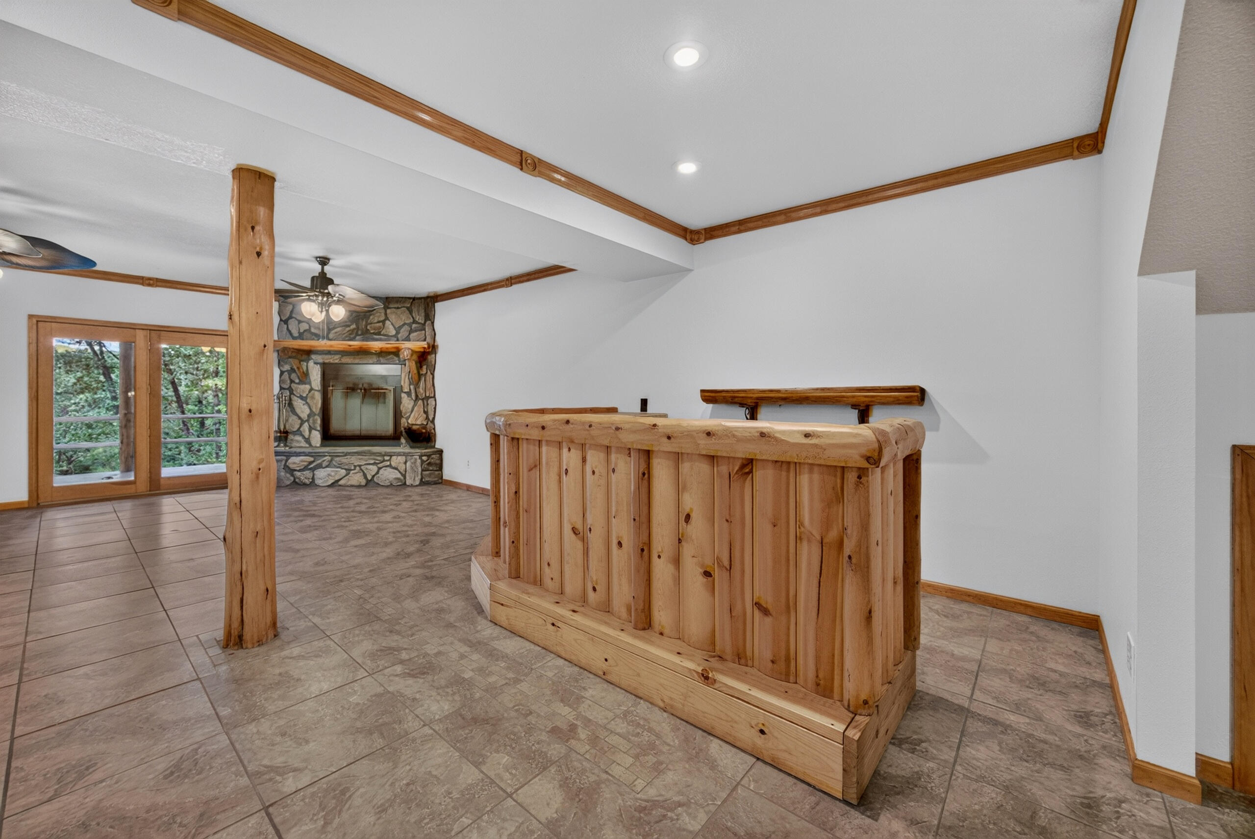 20890 Thomas Lane Property Photo 42