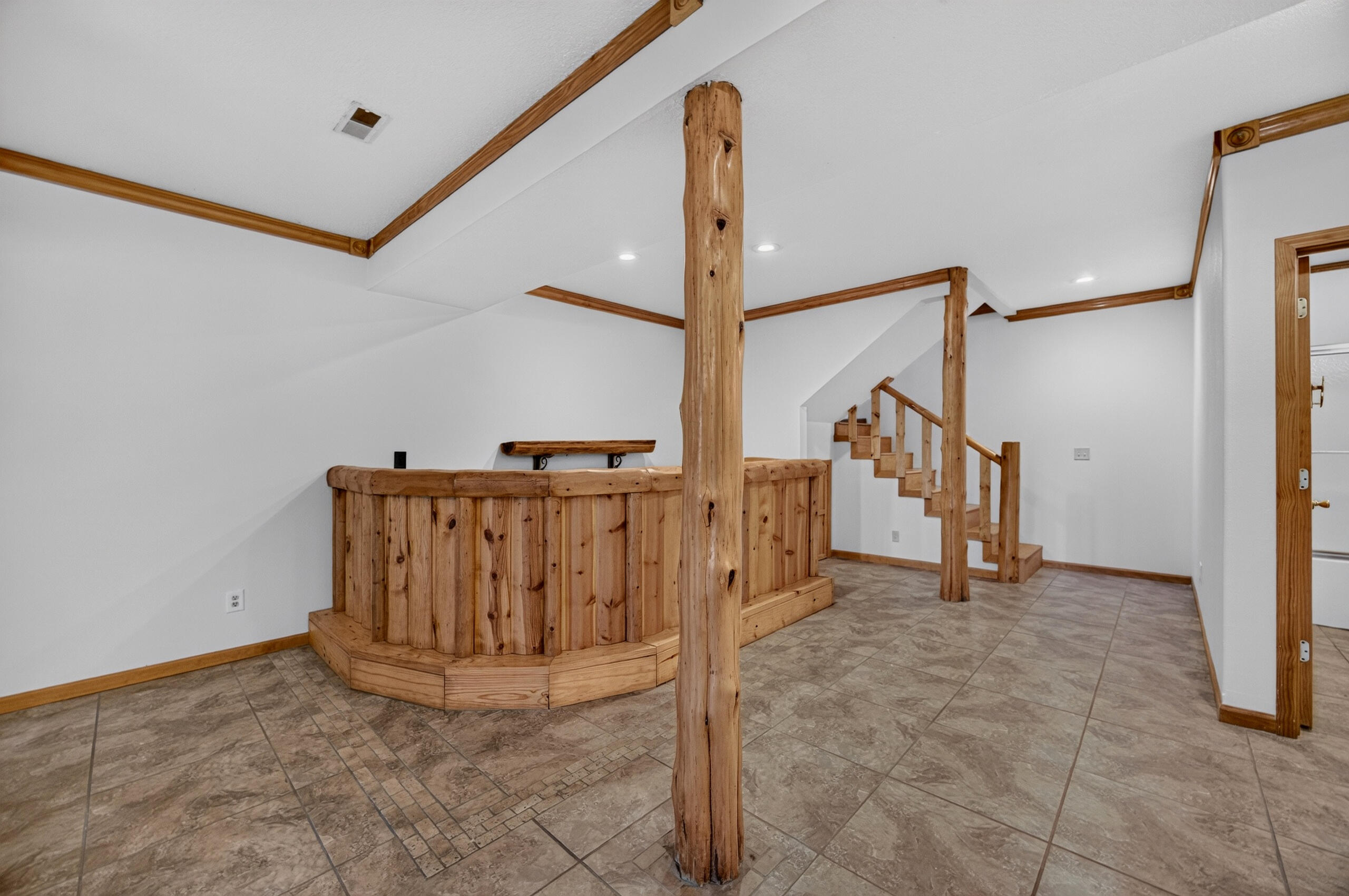 20890 Thomas Lane Property Photo 46