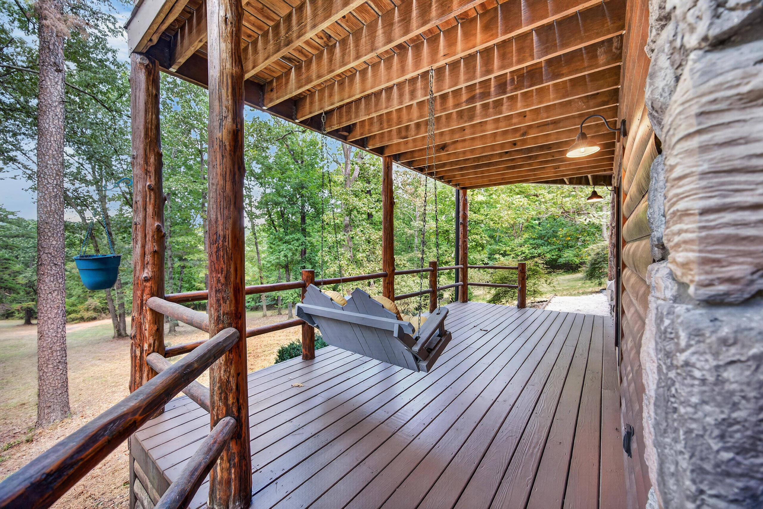20890 Thomas Lane Property Photo 59