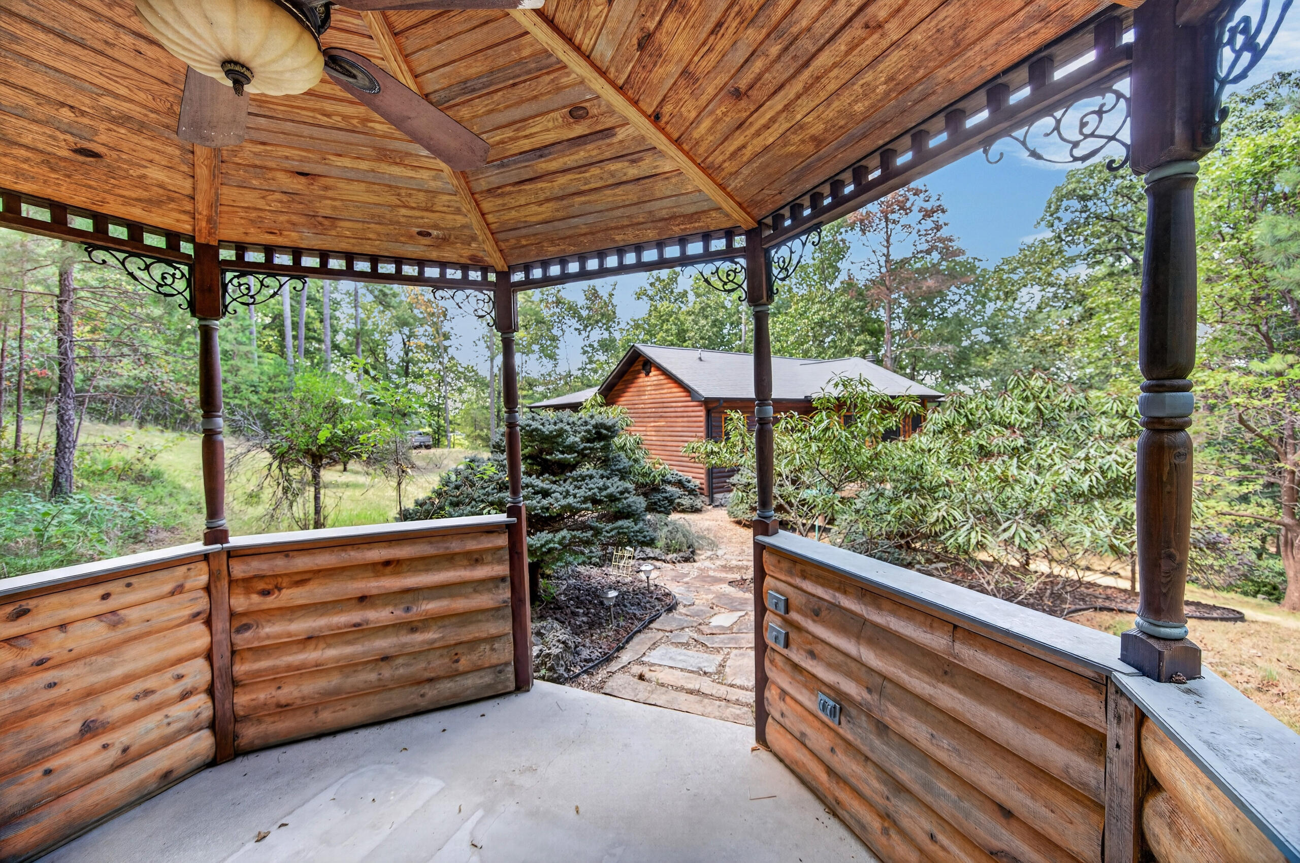 20890 Thomas Lane Property Photo 73