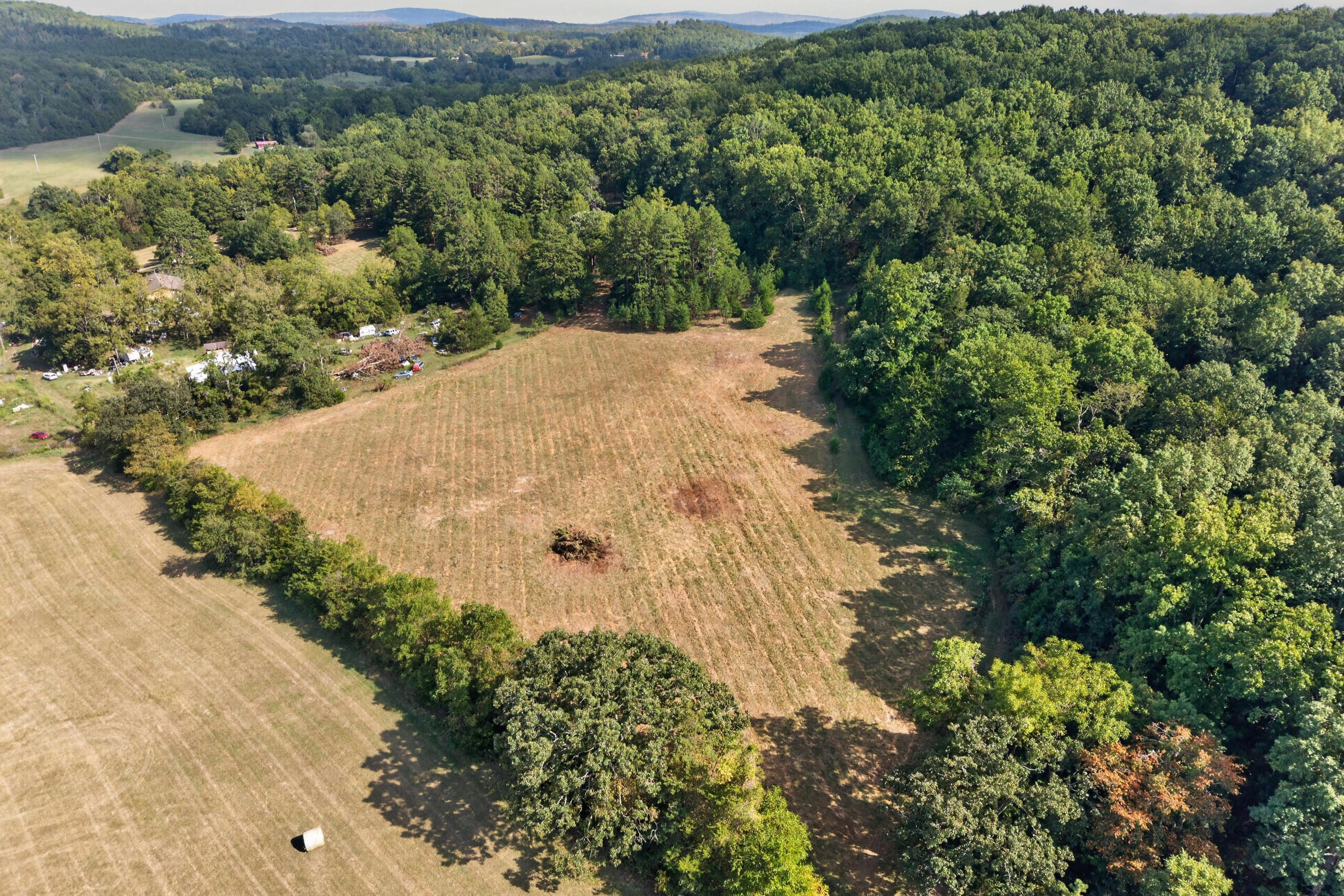 20890 Thomas Lane Property Photo 100