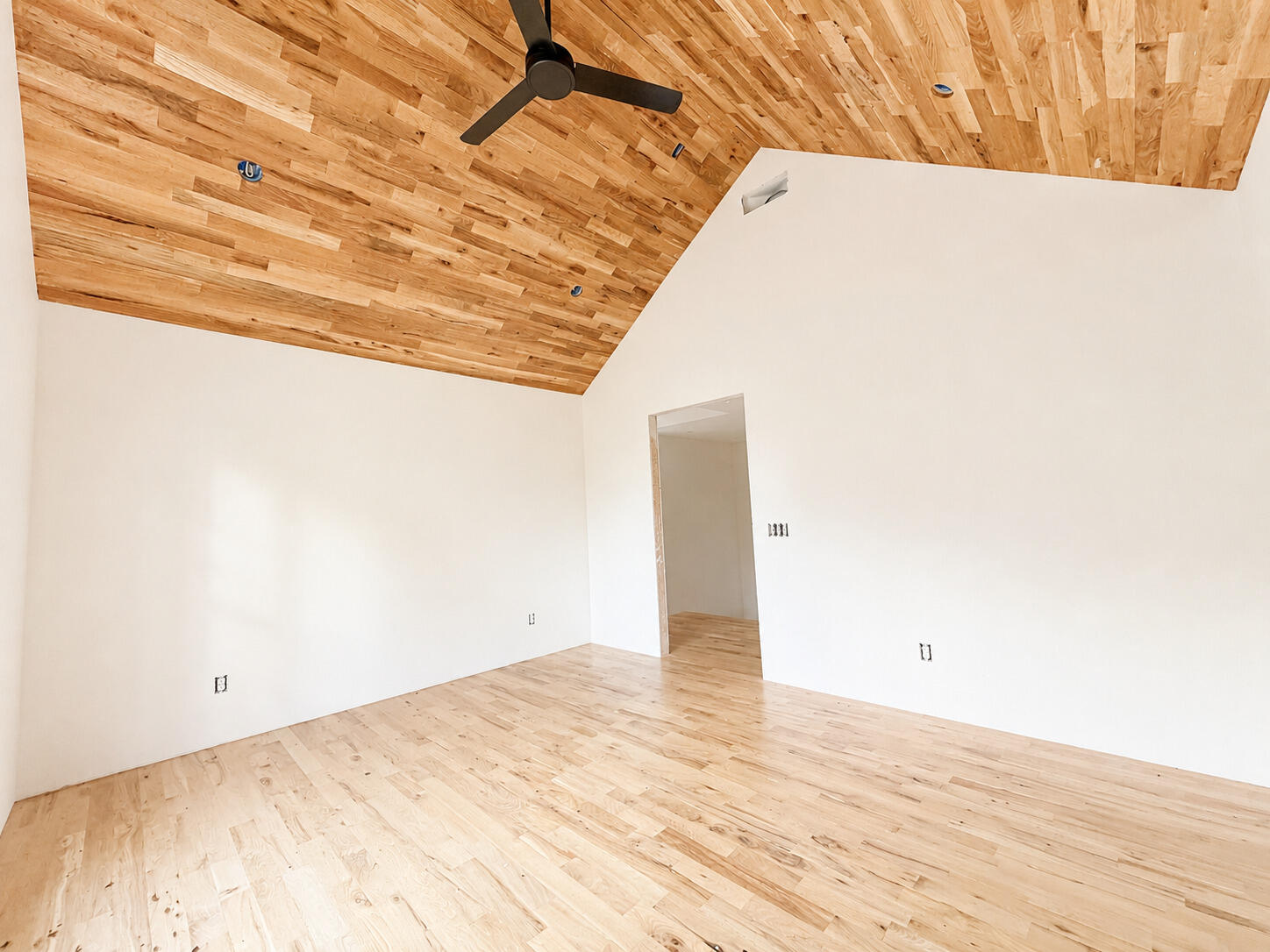 100 Builders Lane Property Photo 17