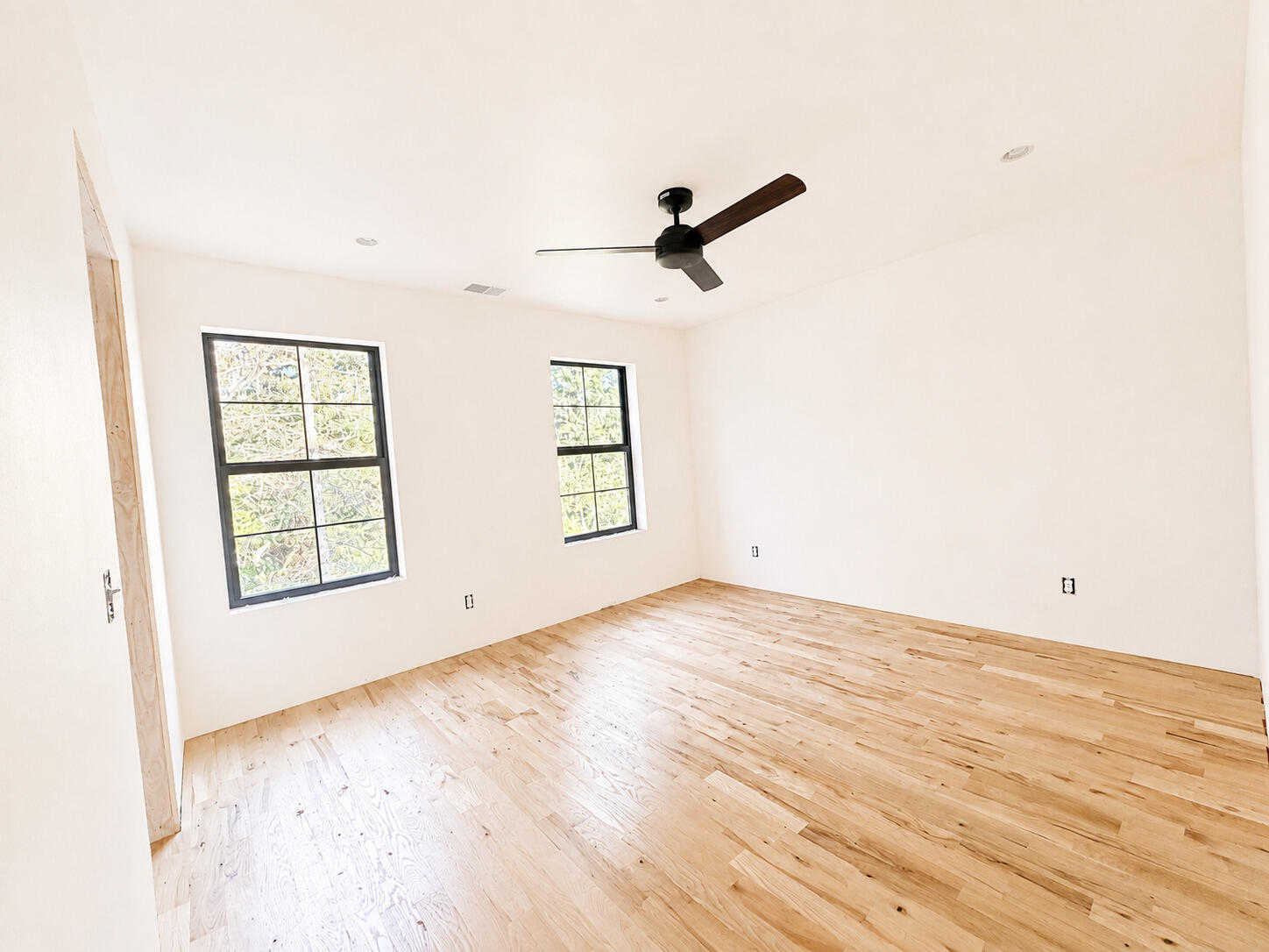 100 Builders Lane Property Photo 26