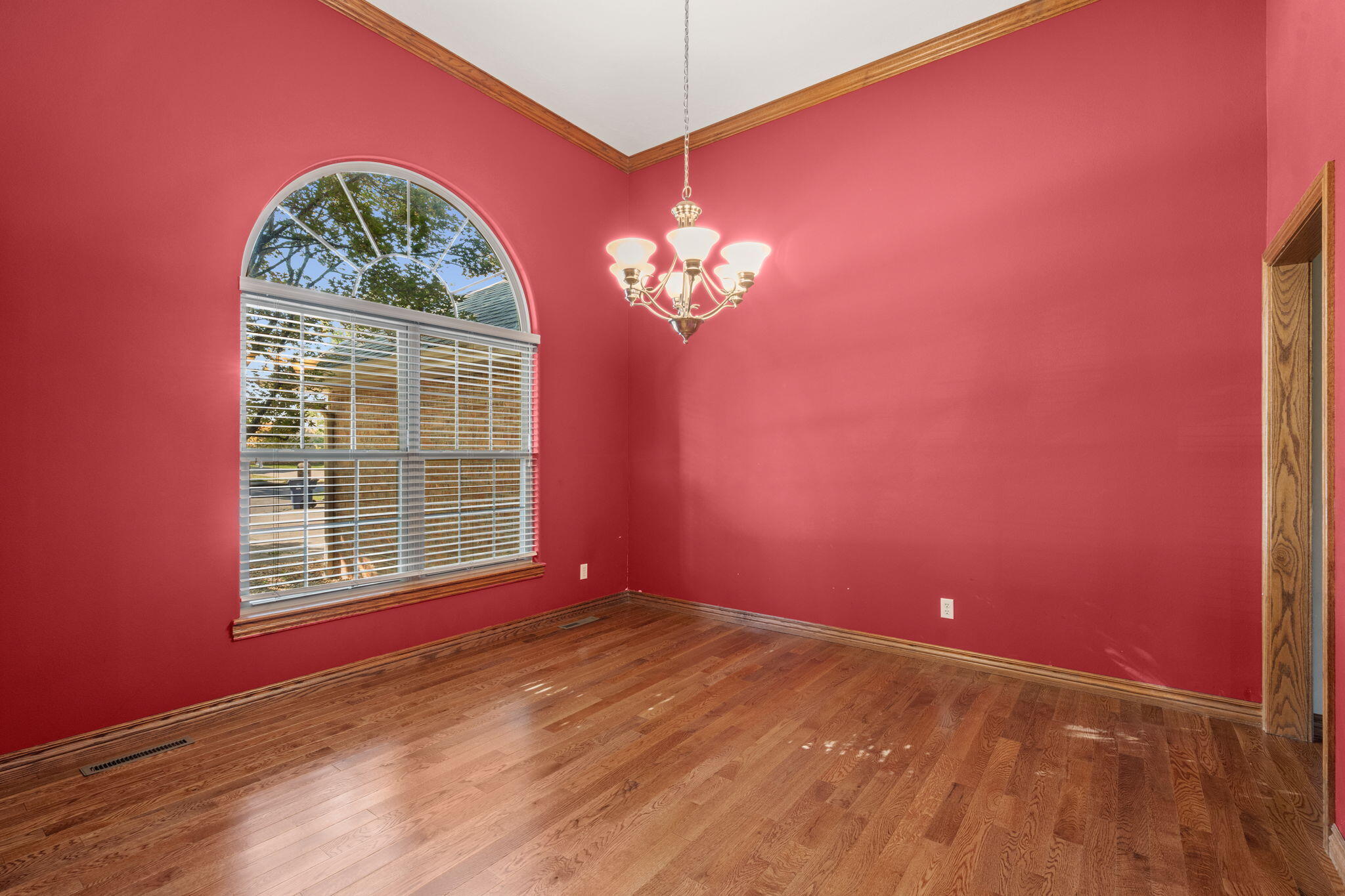 709 North Zion Way Property Photo 9