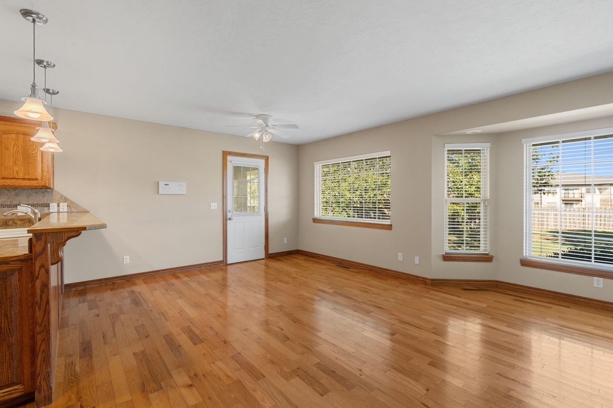 709 North Zion Way Property Photo 17