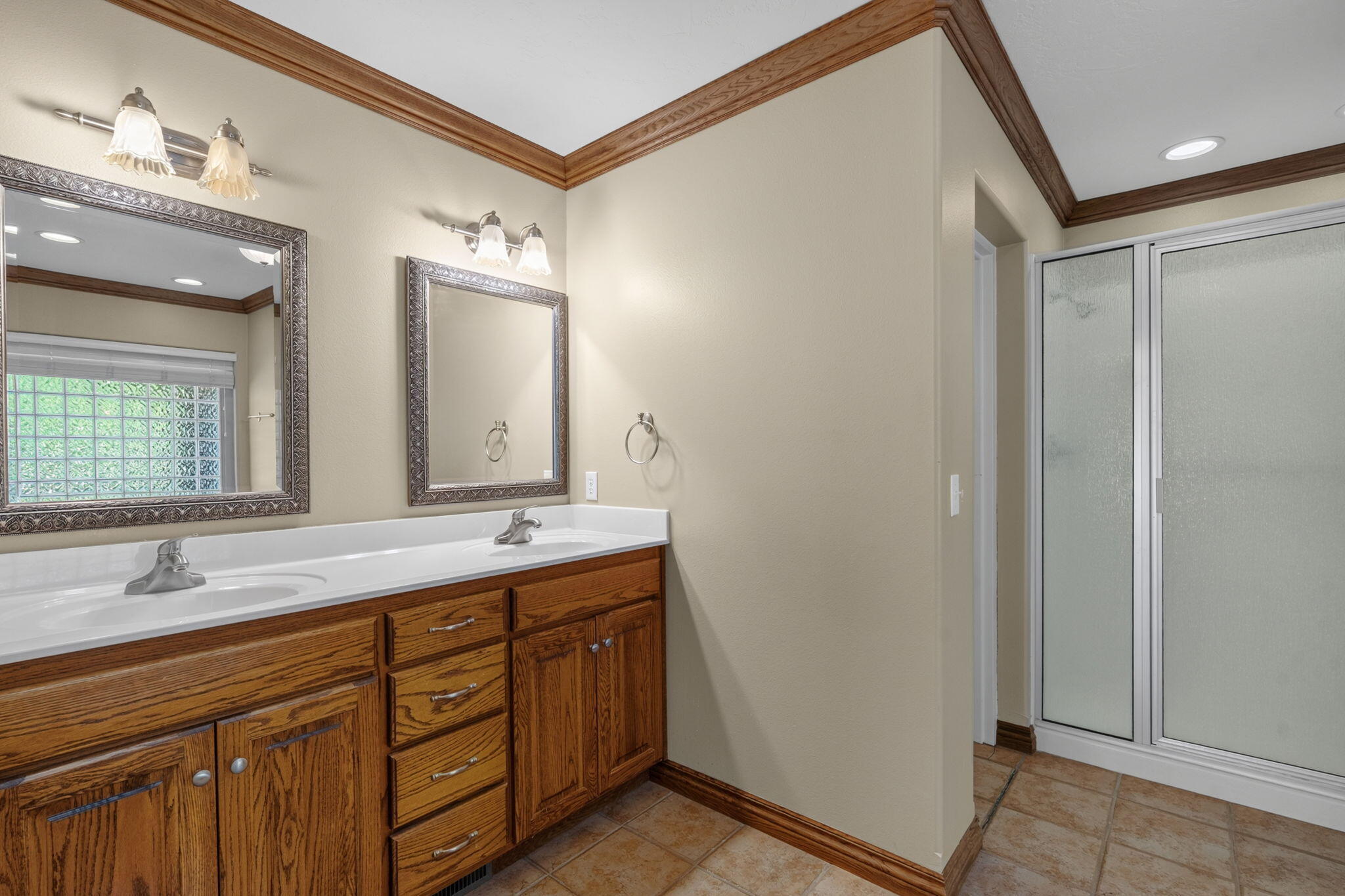 709 North Zion Way Property Photo 28