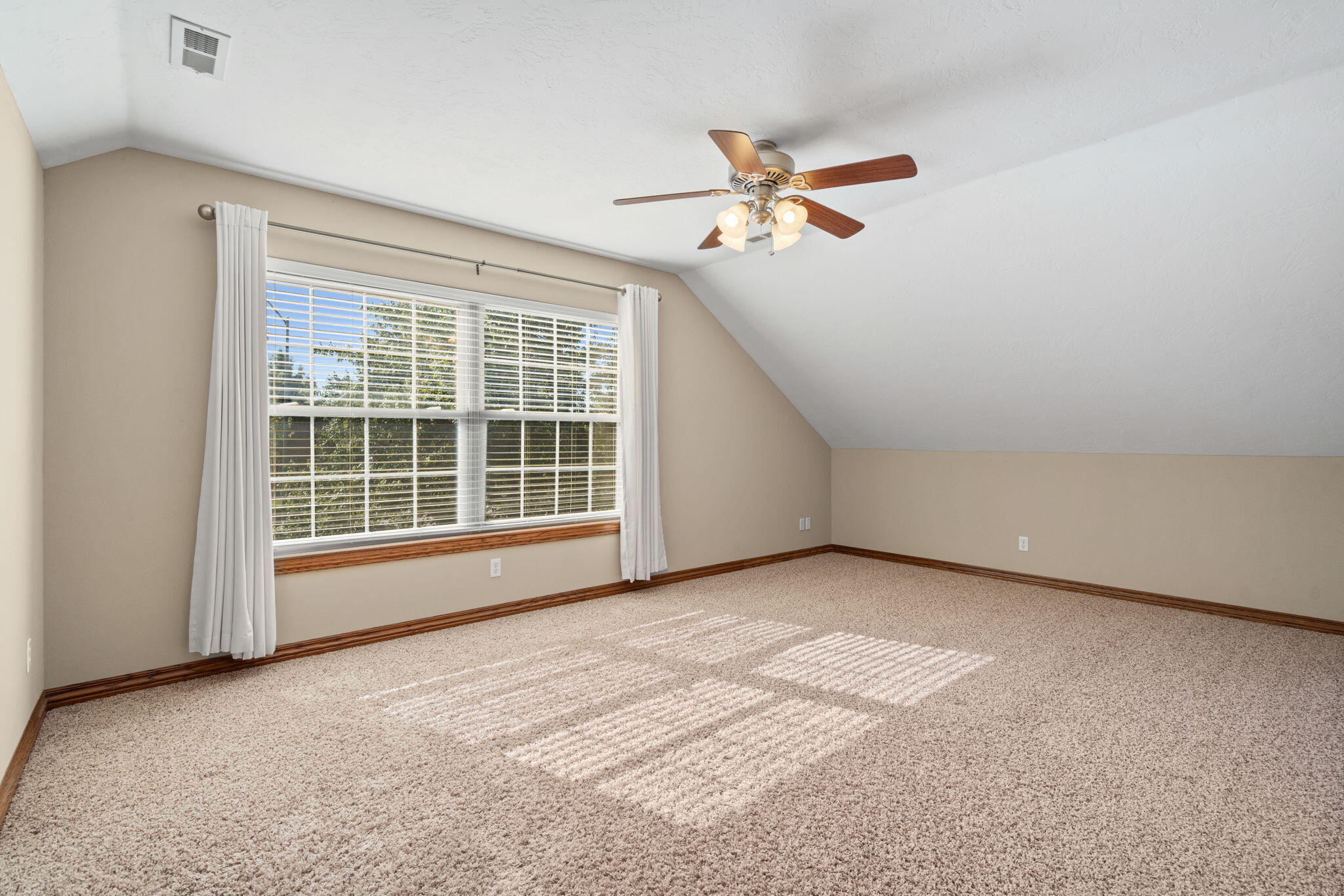 709 North Zion Way Property Photo 46