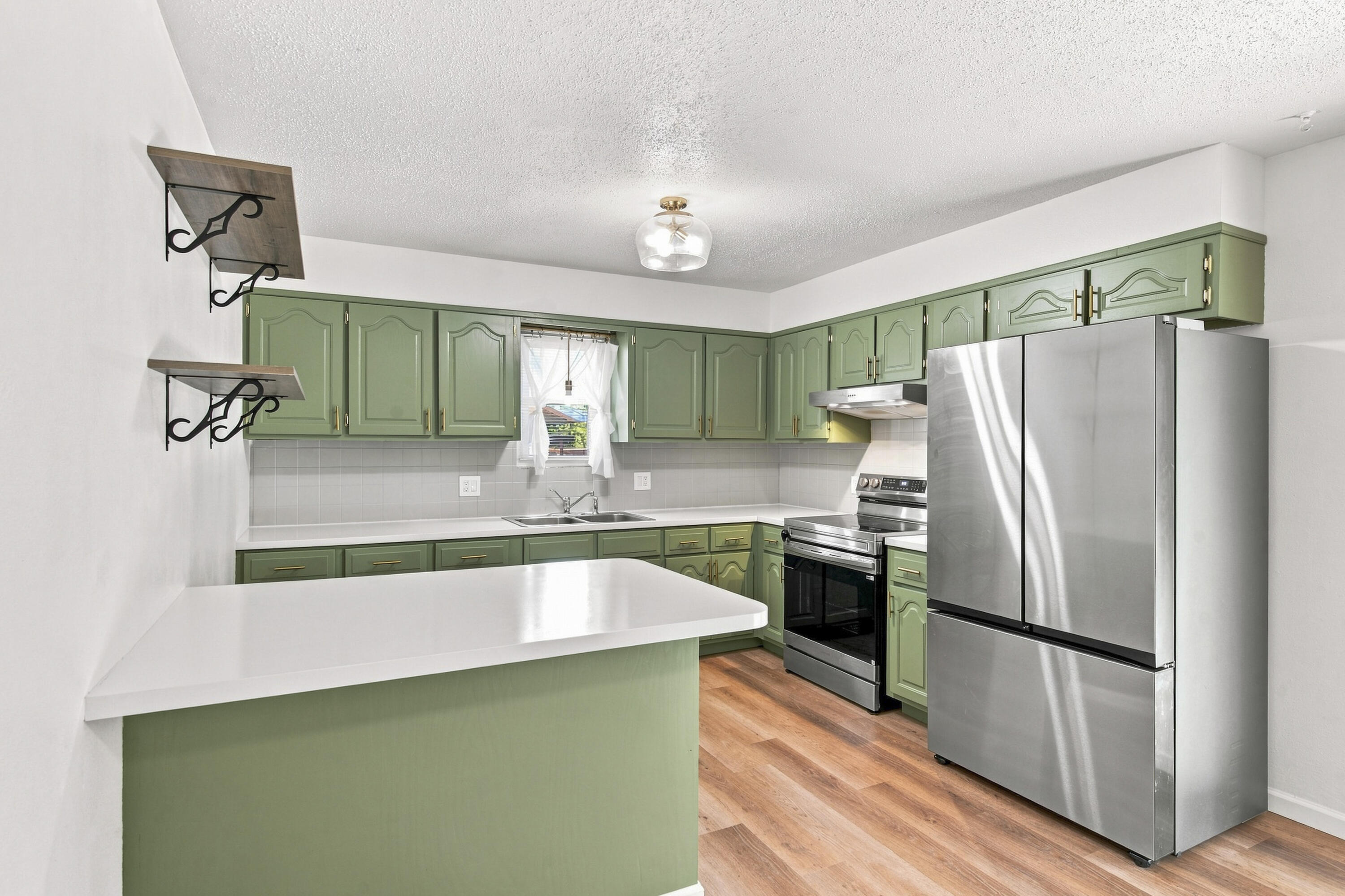 316 South Duke Avenue Property Photo 11