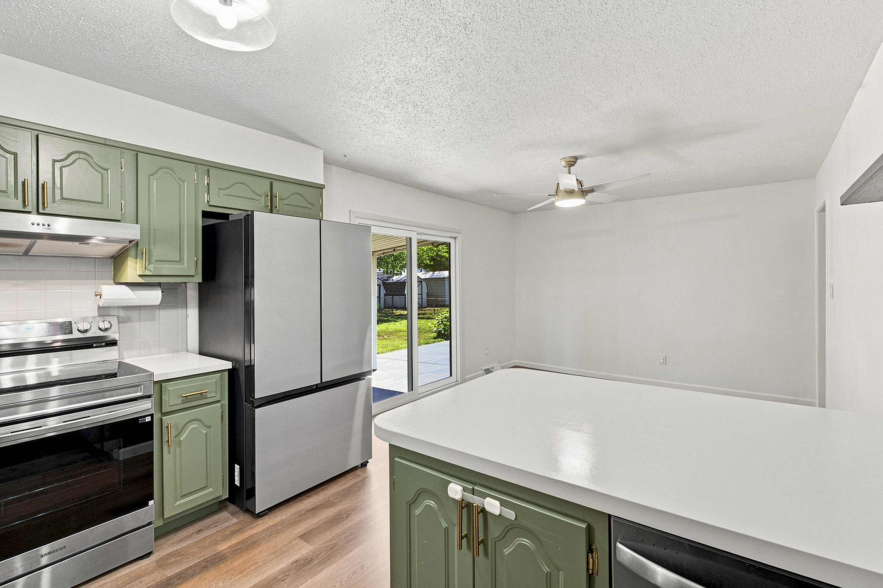 316 South Duke Avenue Property Photo 12