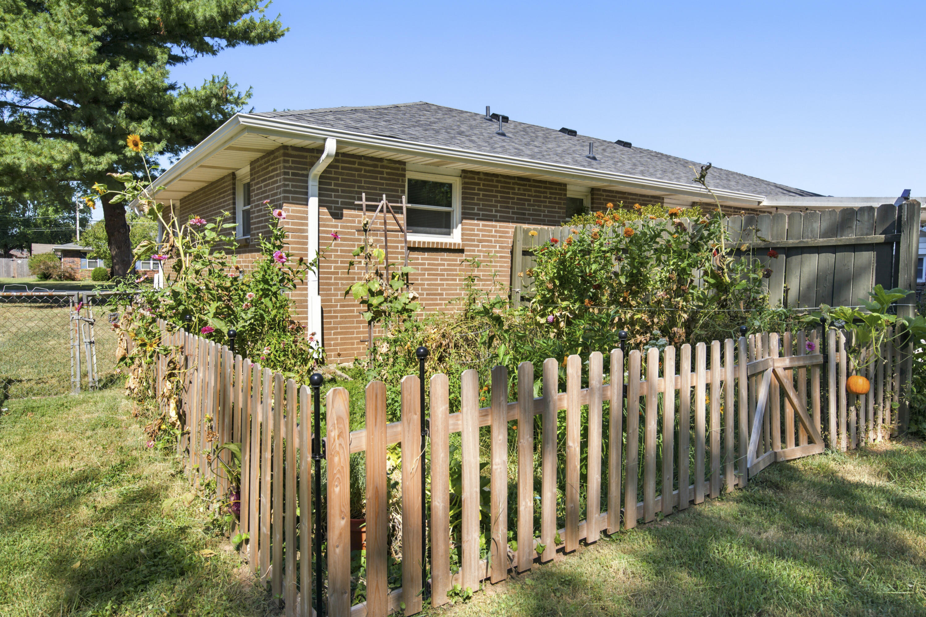 316 South Duke Avenue Property Photo 36