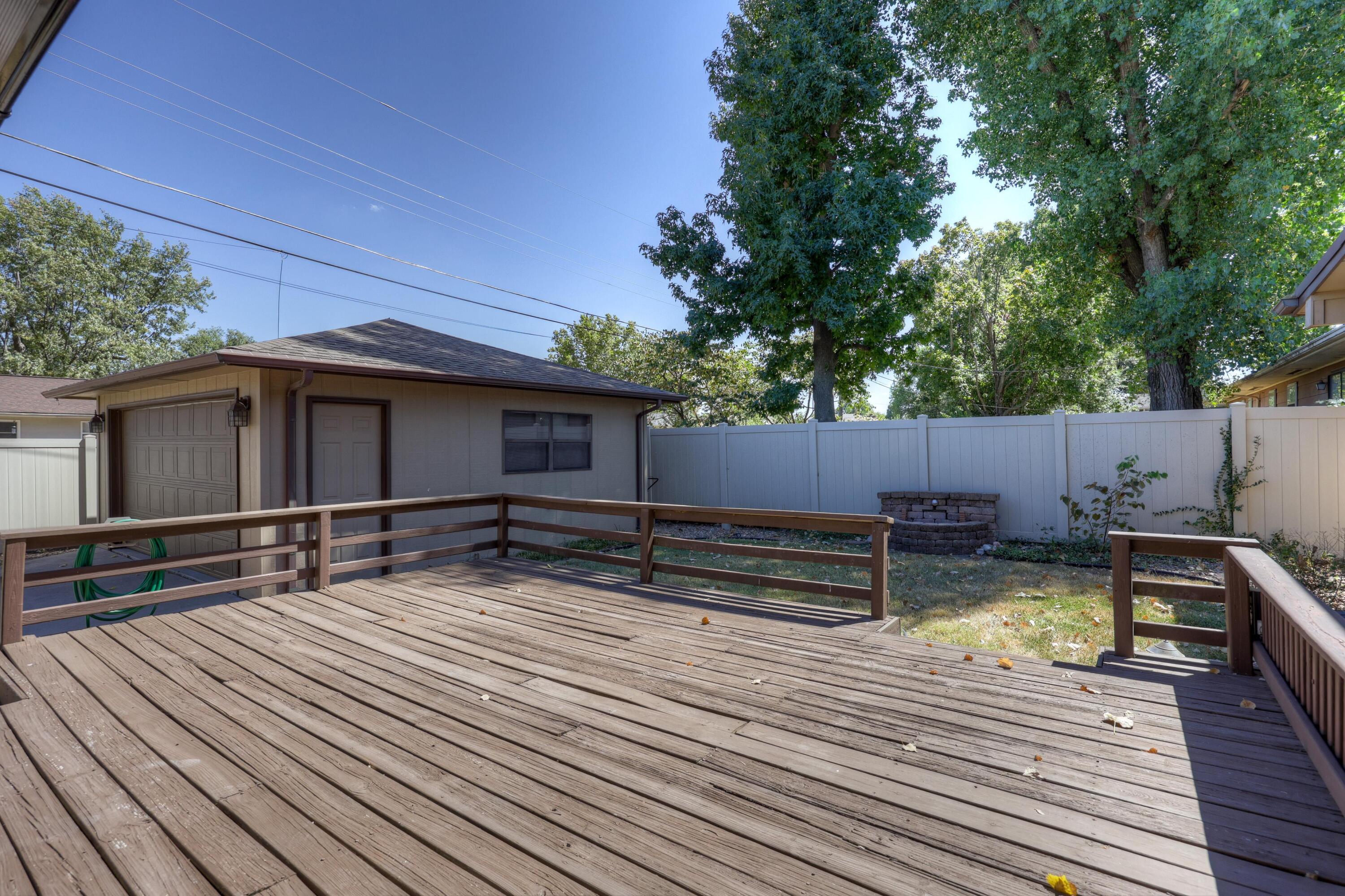 2701 Vermont Avenue Property Photo 5