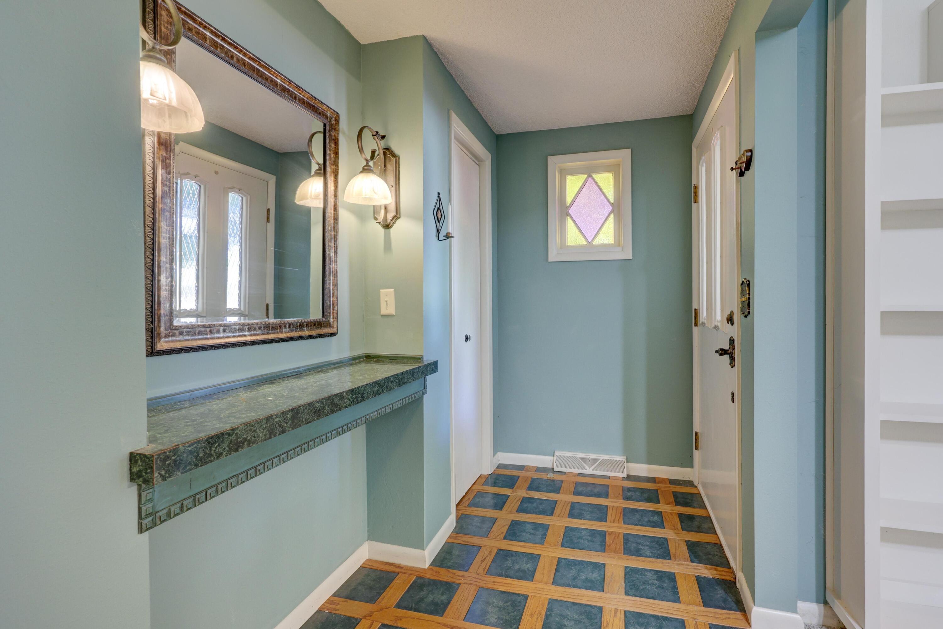 2701 Vermont Avenue Property Photo 13