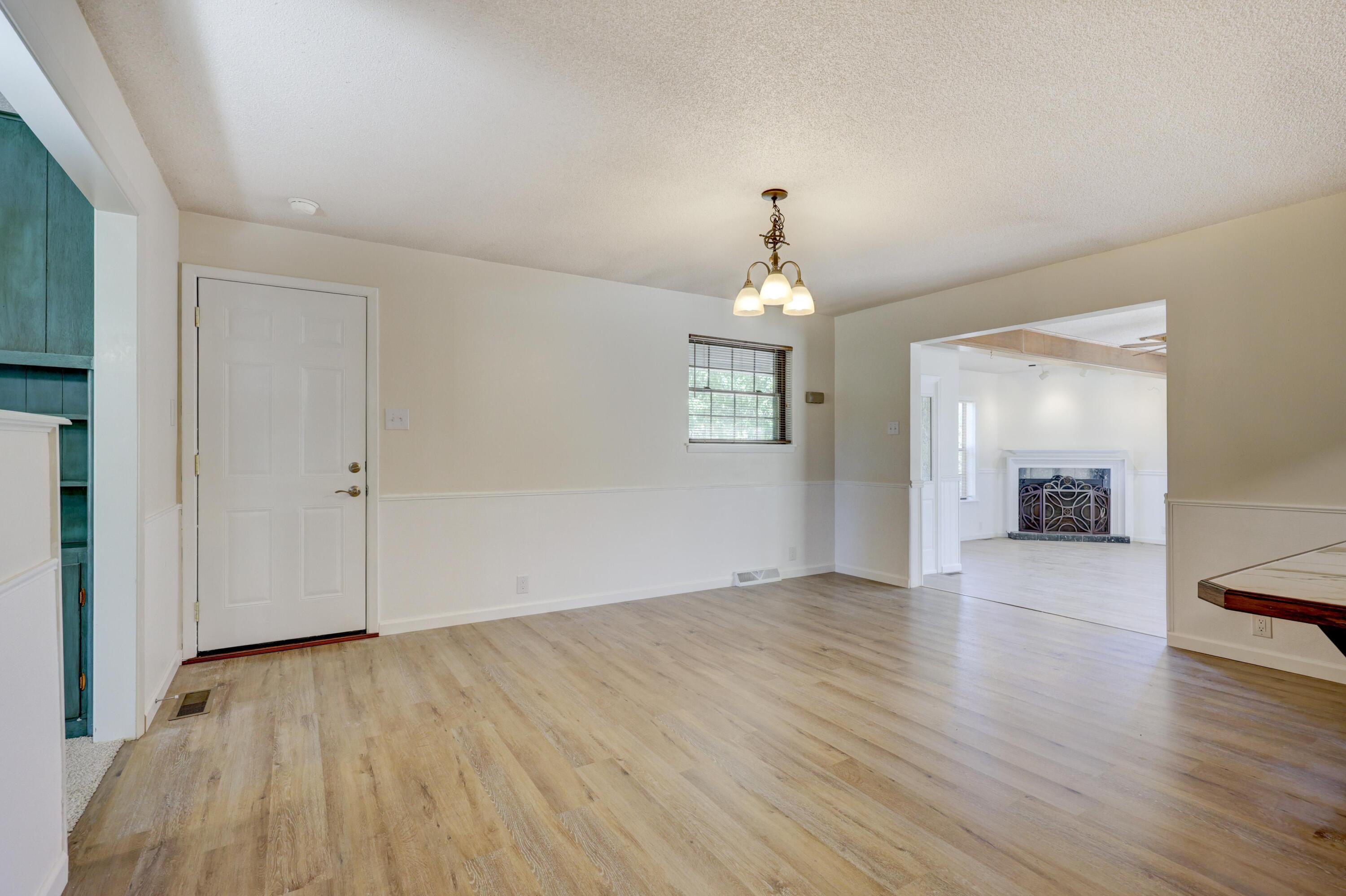 2701 Vermont Avenue Property Photo 17