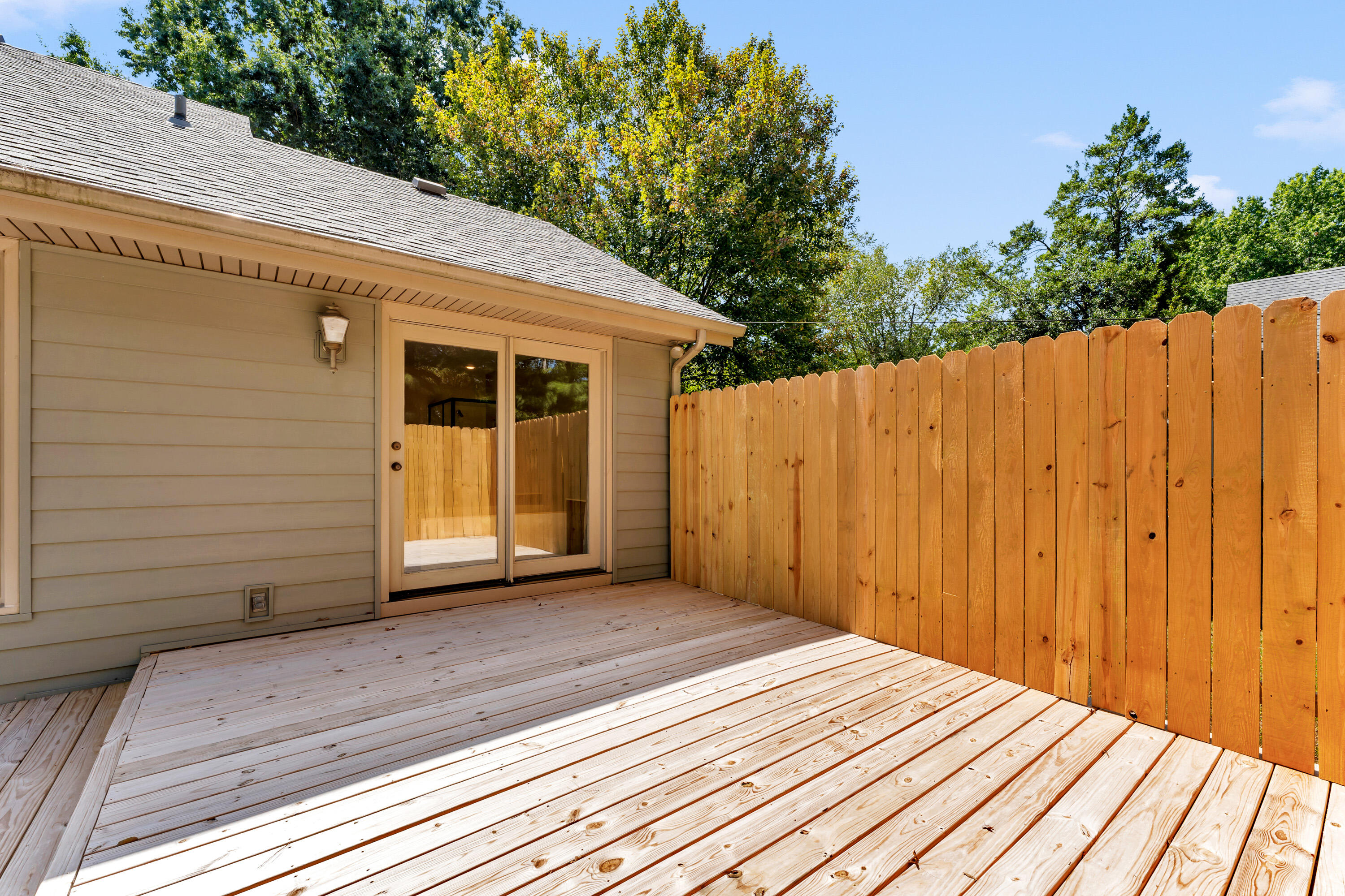 6317 South Glenridge Drive Property Photo 28