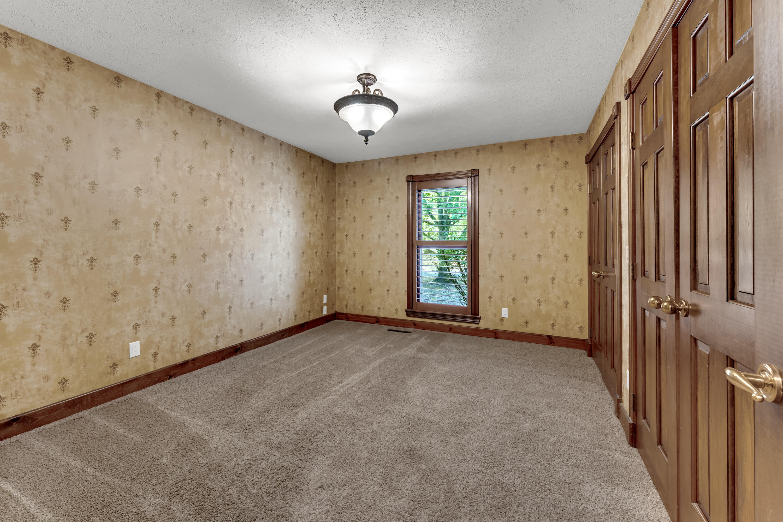 6317 South Glenridge Drive Property Photo 30