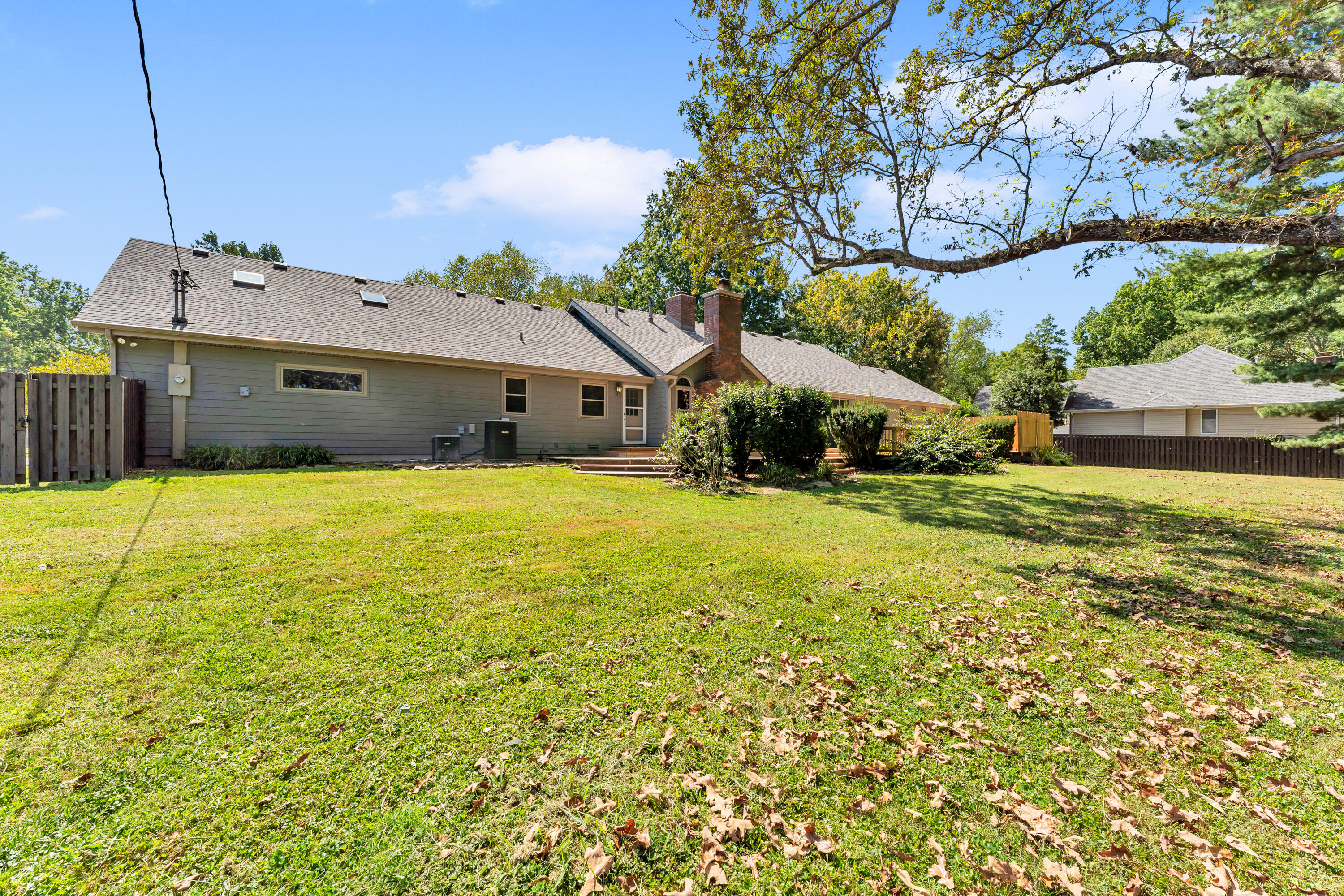 6317 South Glenridge Drive Property Photo 38