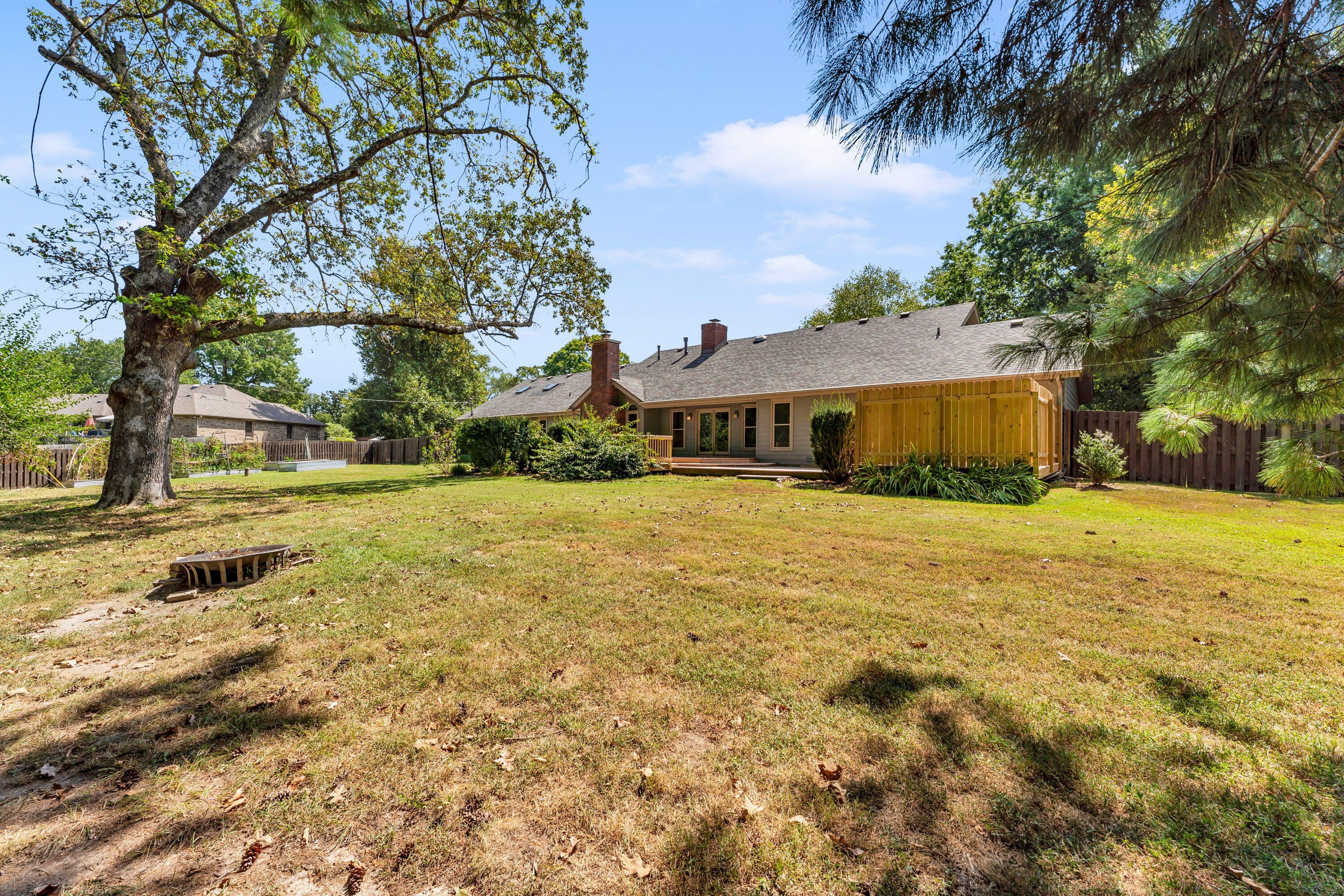 6317 South Glenridge Drive Property Photo 39