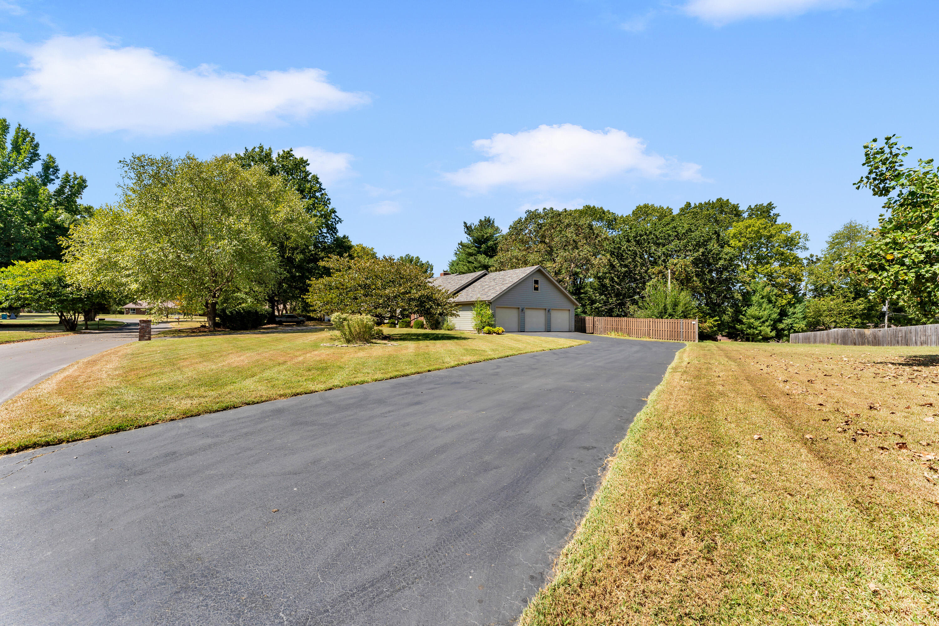 6317 South Glenridge Drive Property Photo 41