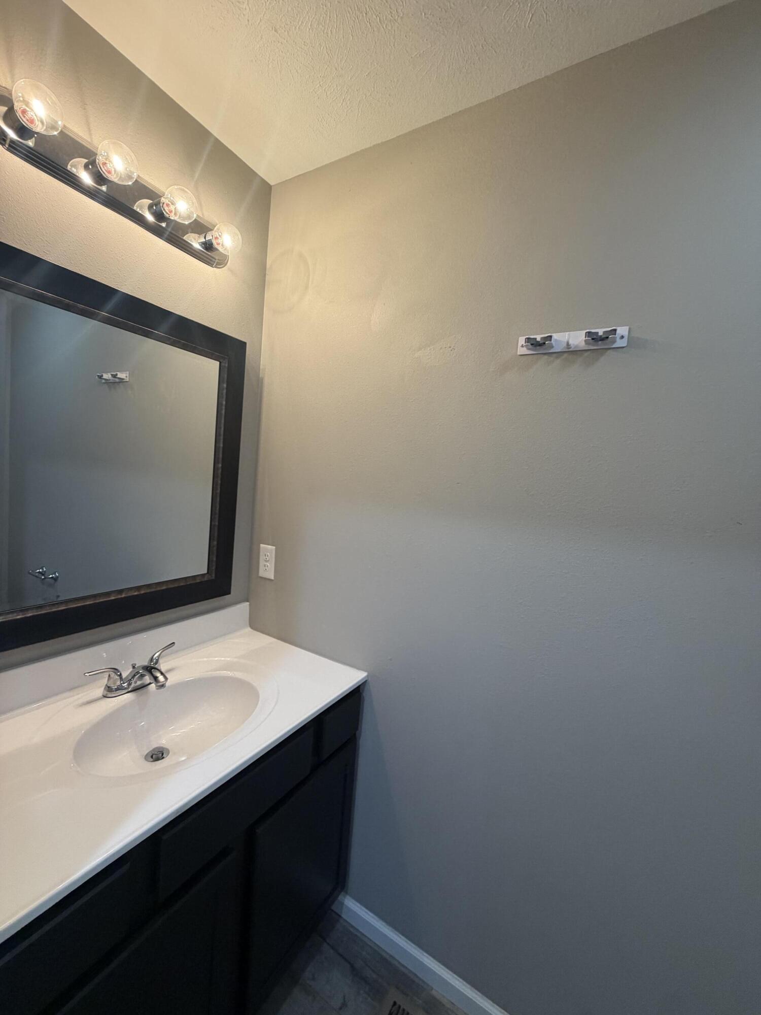 315 Sunrise Property Photo 9