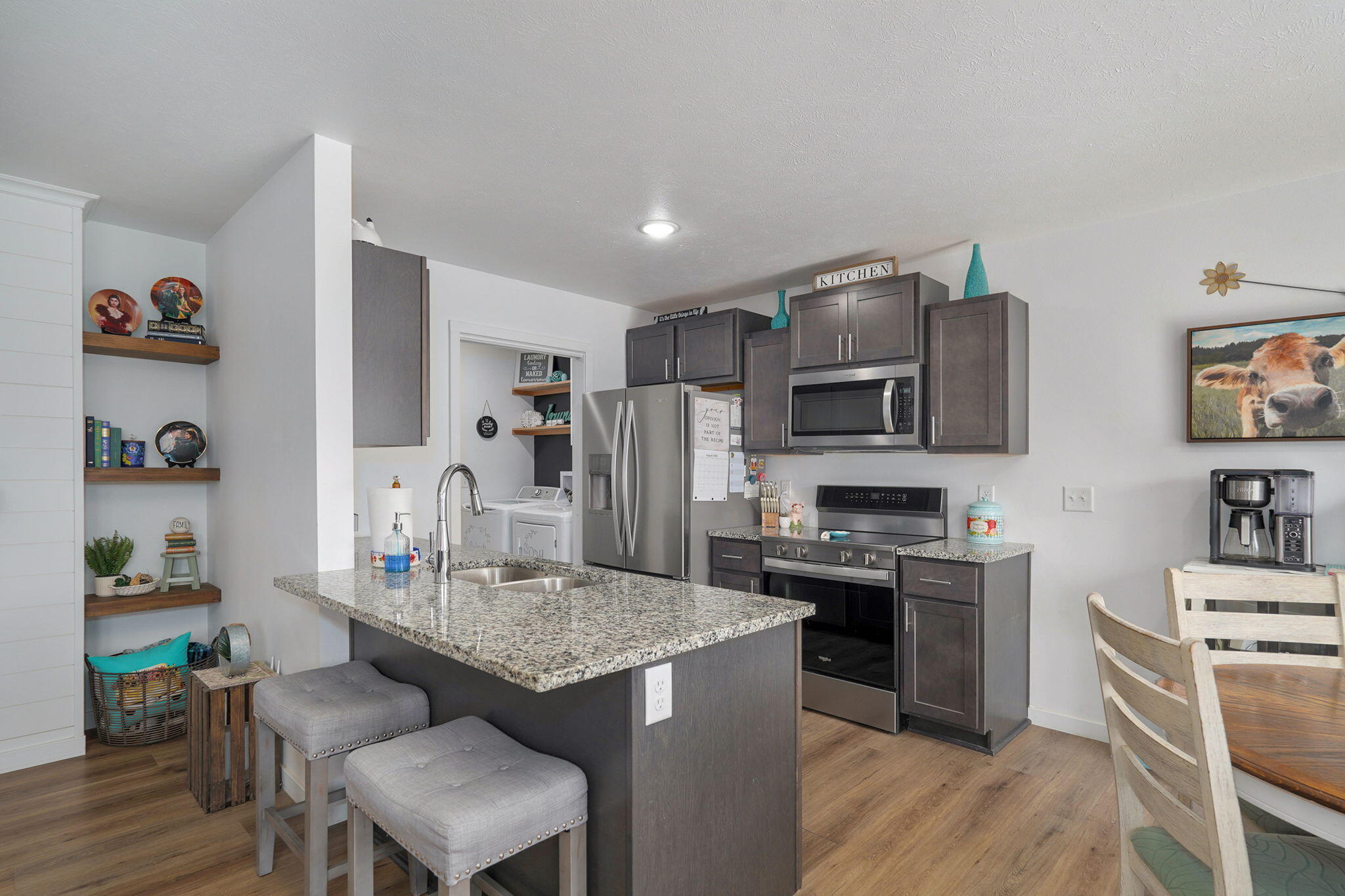 1230 West Lois Lane Property Photo 12