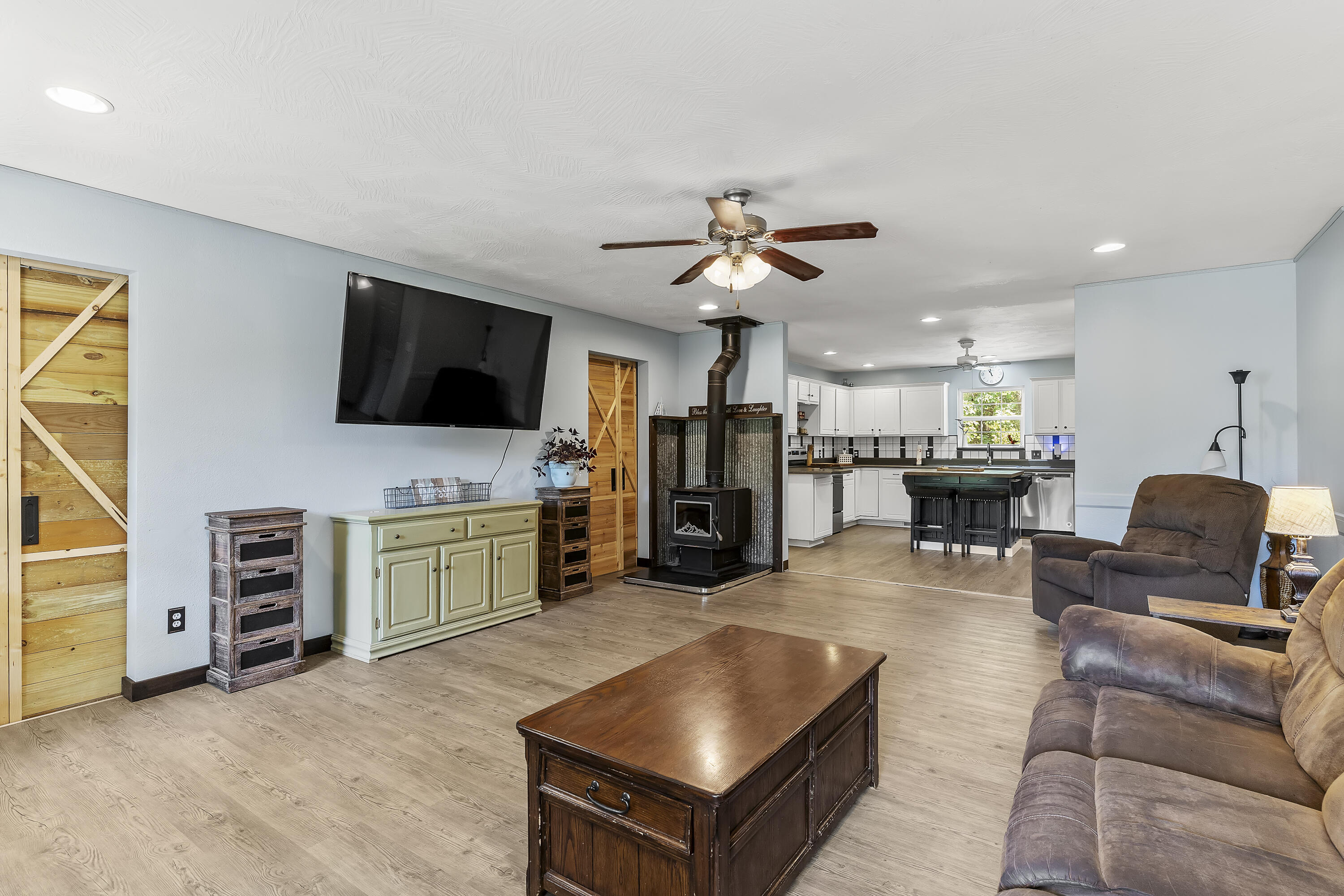 1092 Blackjack School Road Property Photo 6