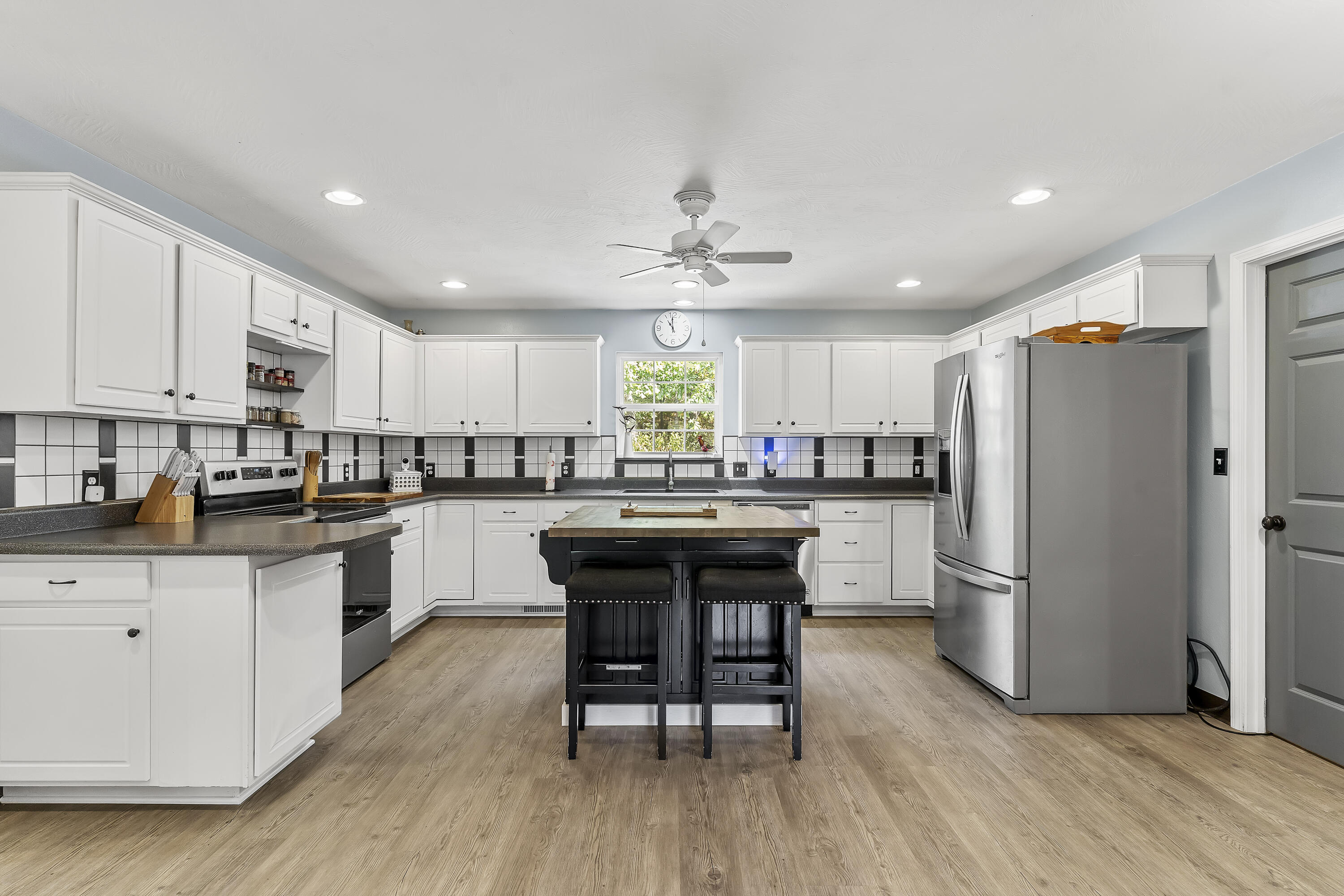 1092 Blackjack School Road Property Photo 11
